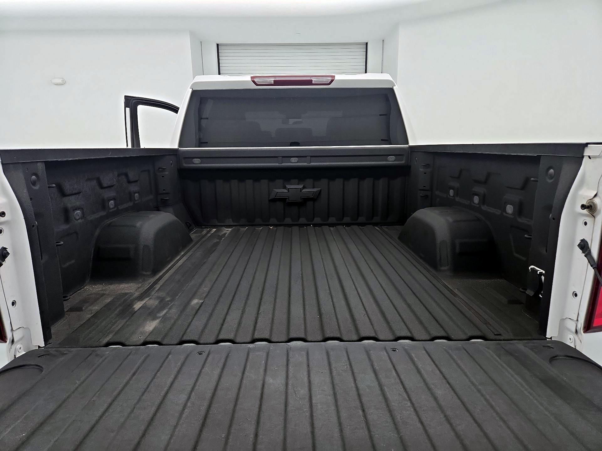 Thumbnail: 2023 Chevrolet Silverado 1500 - 20