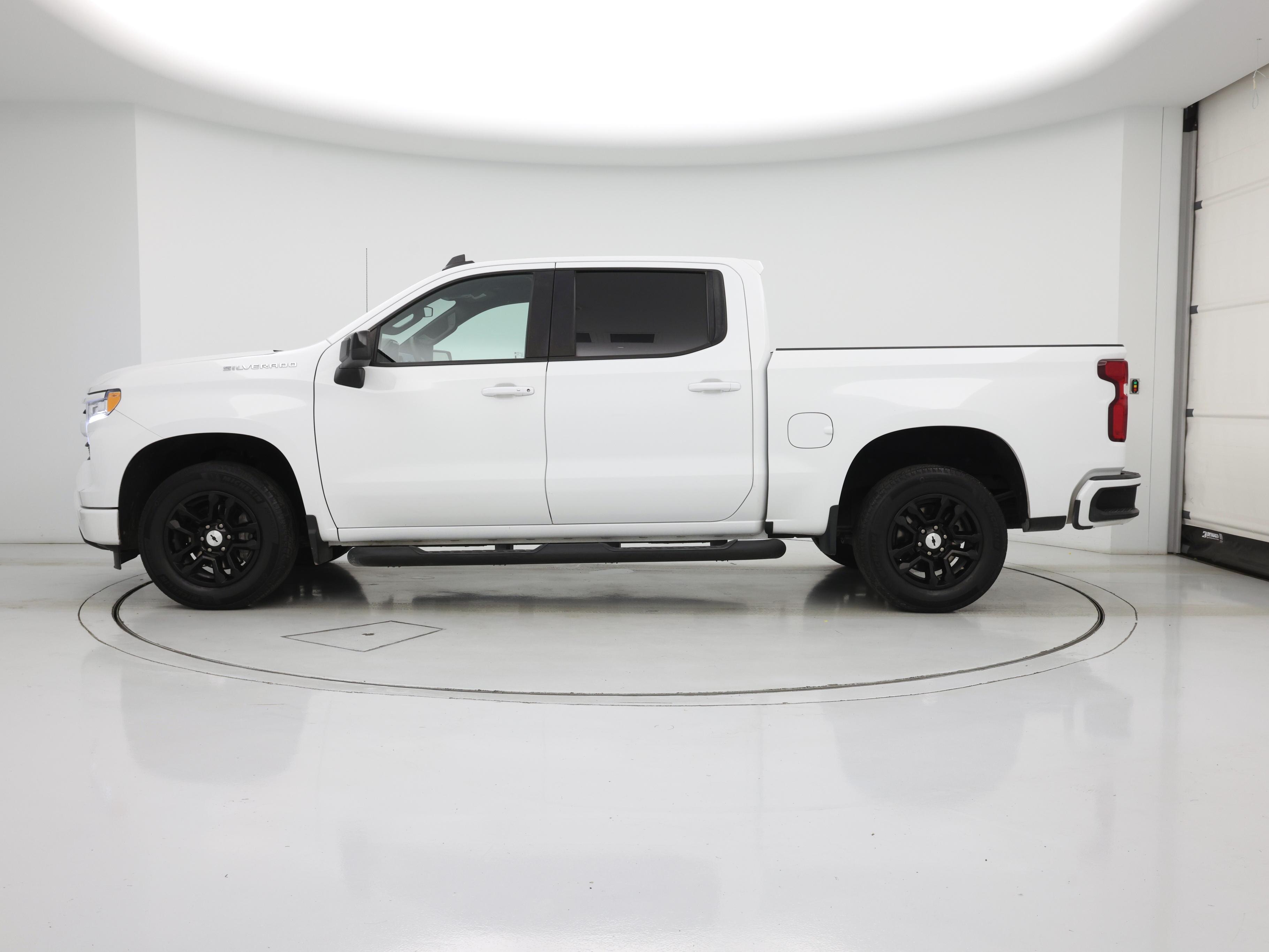 Thumbnail: 2023 Chevrolet Silverado 1500 - 3