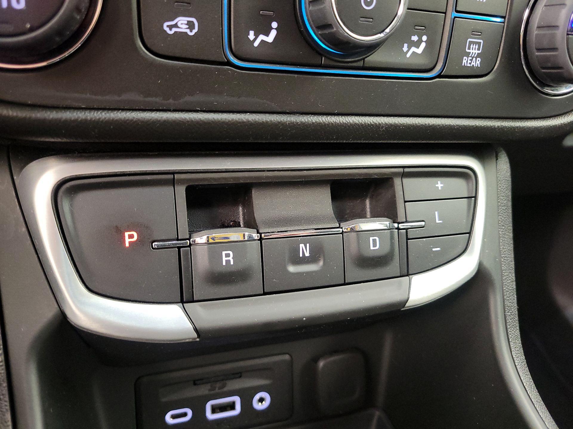 Thumbnail: 2022 GMC Terrain - 18