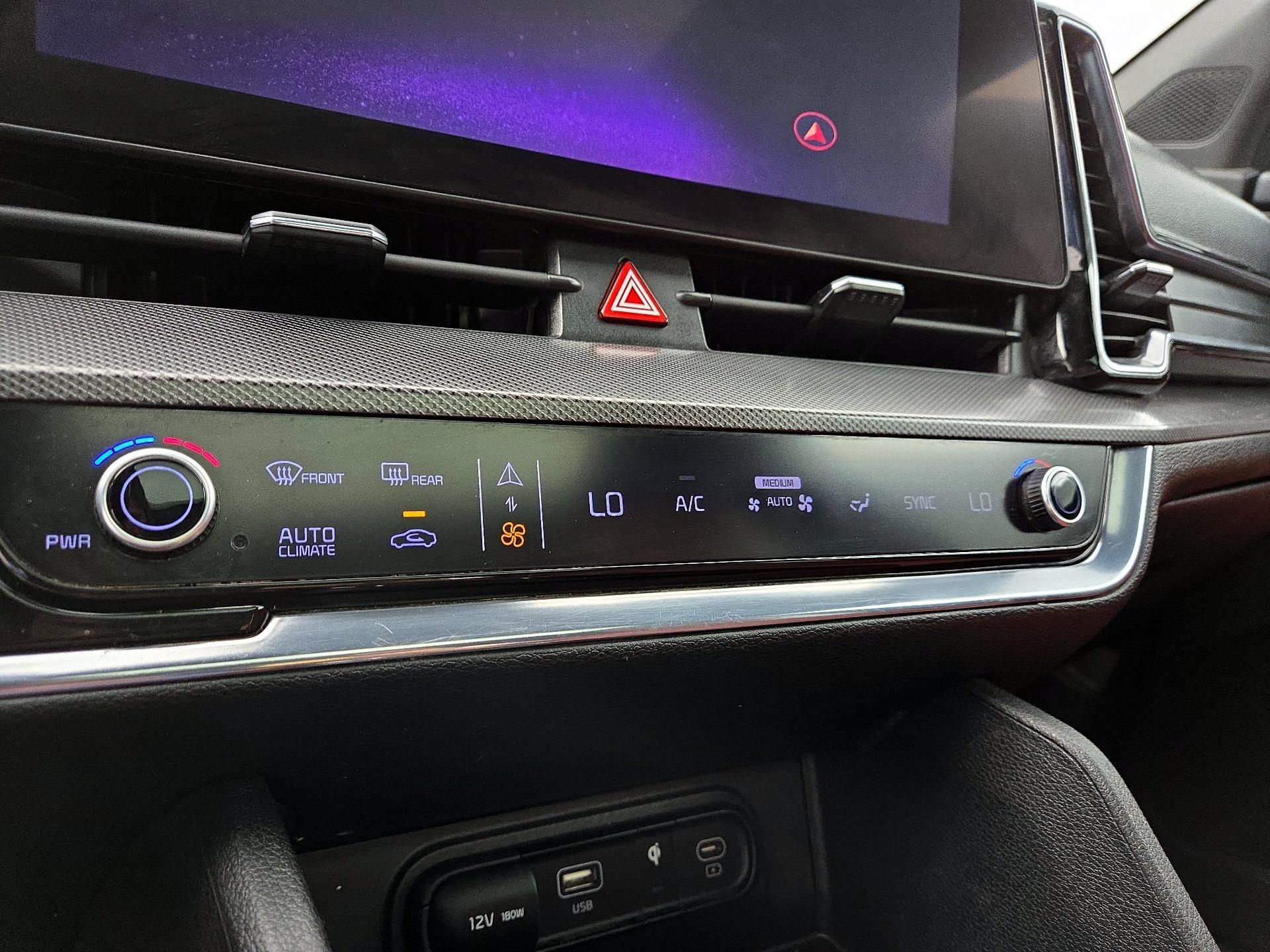 Thumbnail: 2023 Kia Sportage - 17