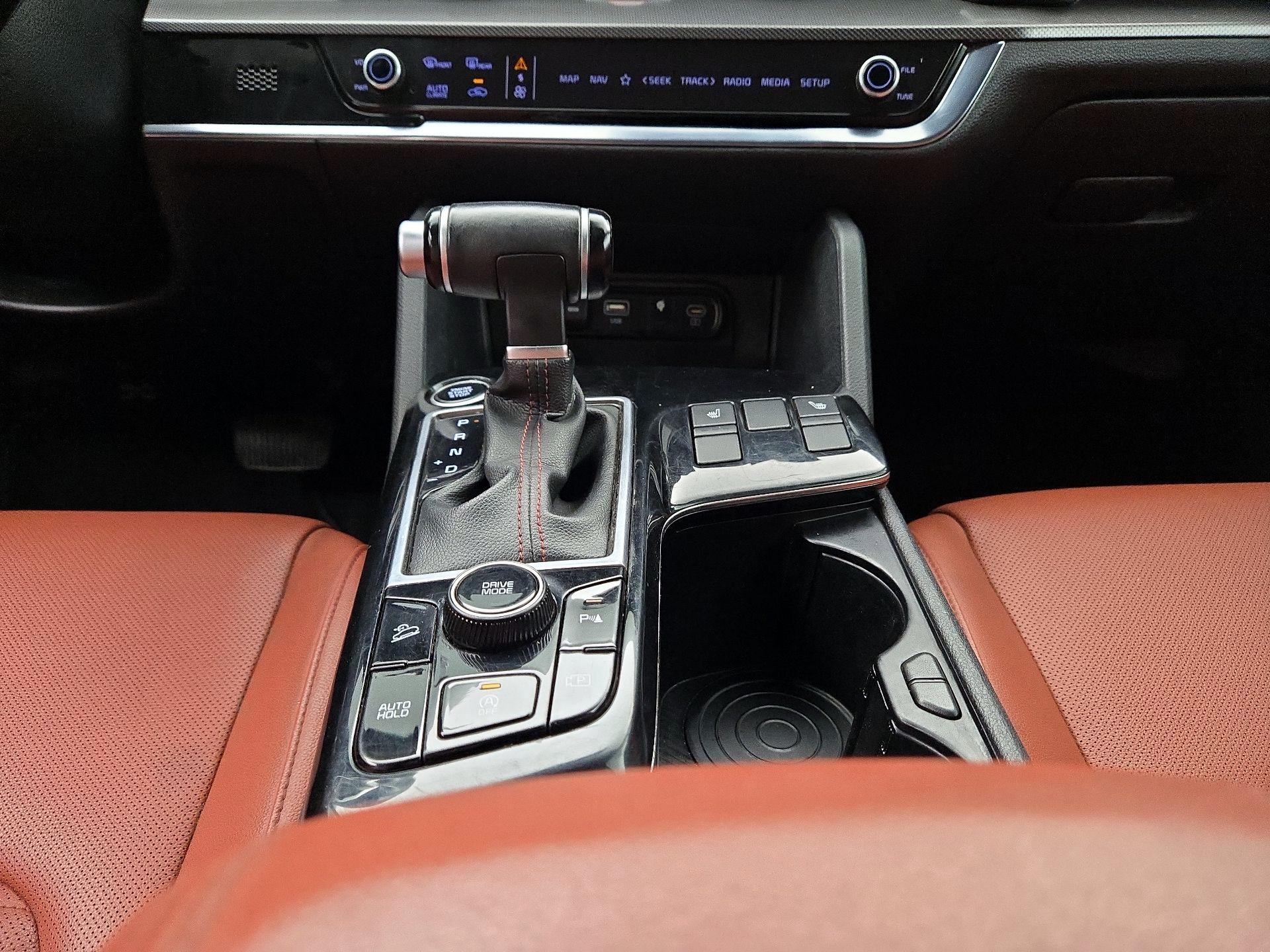 Thumbnail: 2023 Kia Sportage - 18