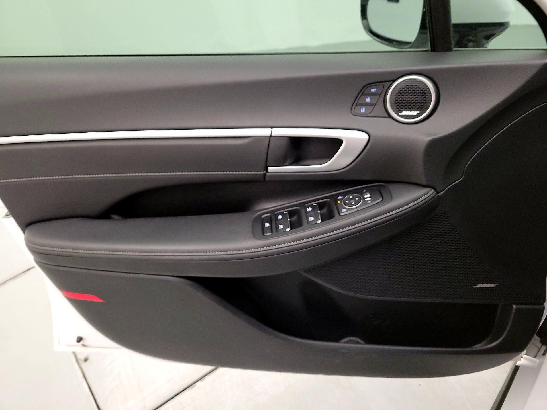 Thumbnail: 2024 Hyundai Sonata - 10