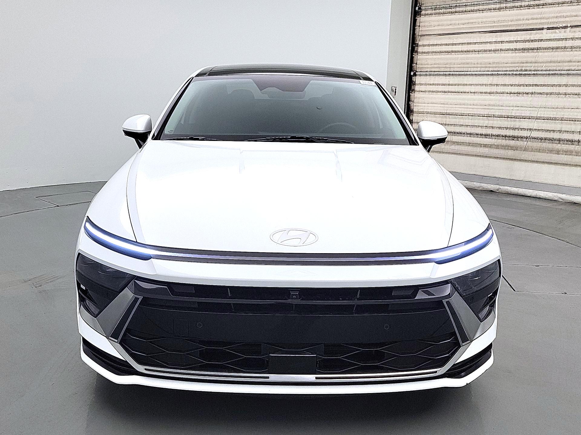 Thumbnail: 2024 Hyundai Sonata - 2