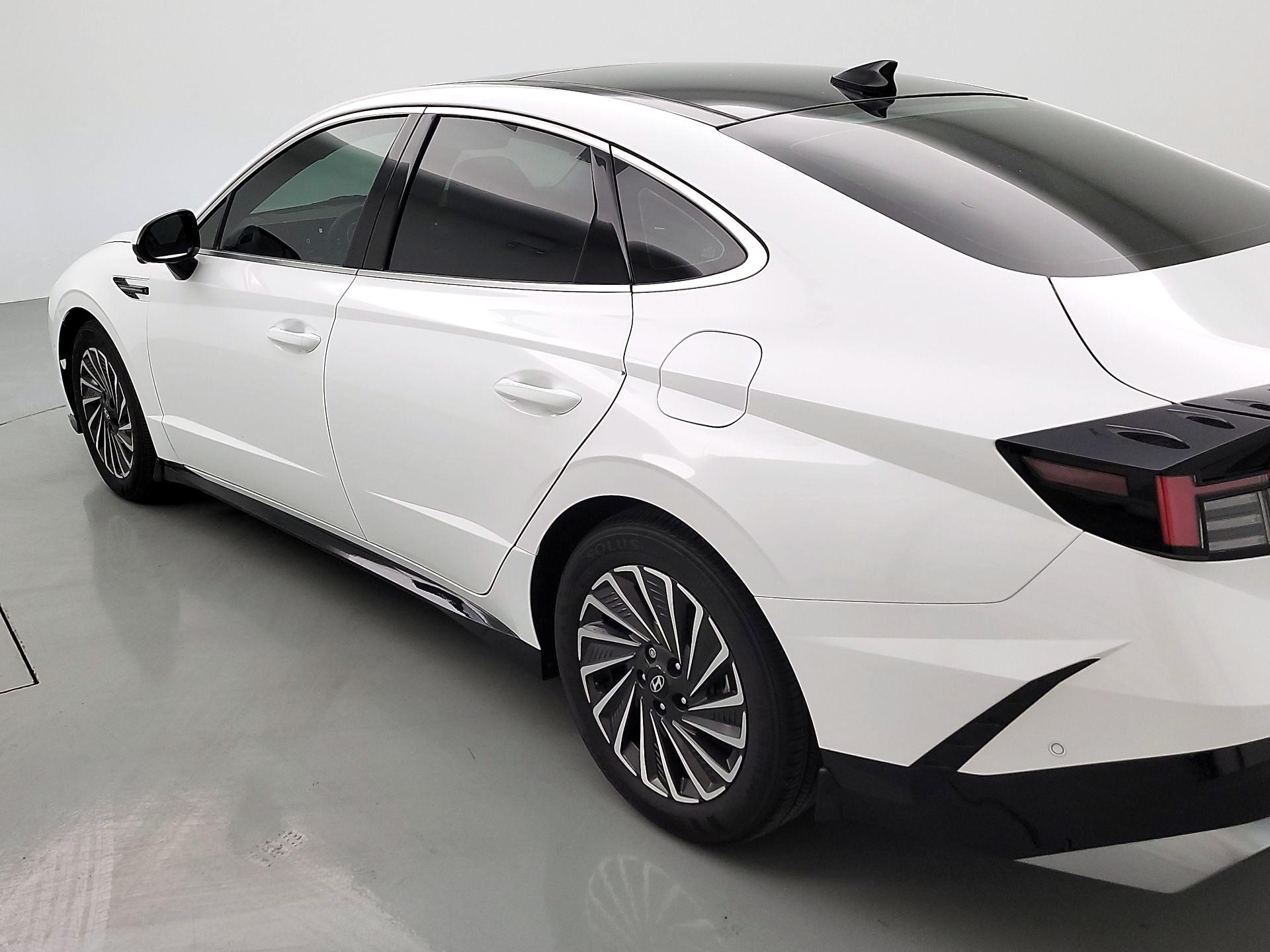 Thumbnail: 2024 Hyundai Sonata - 7