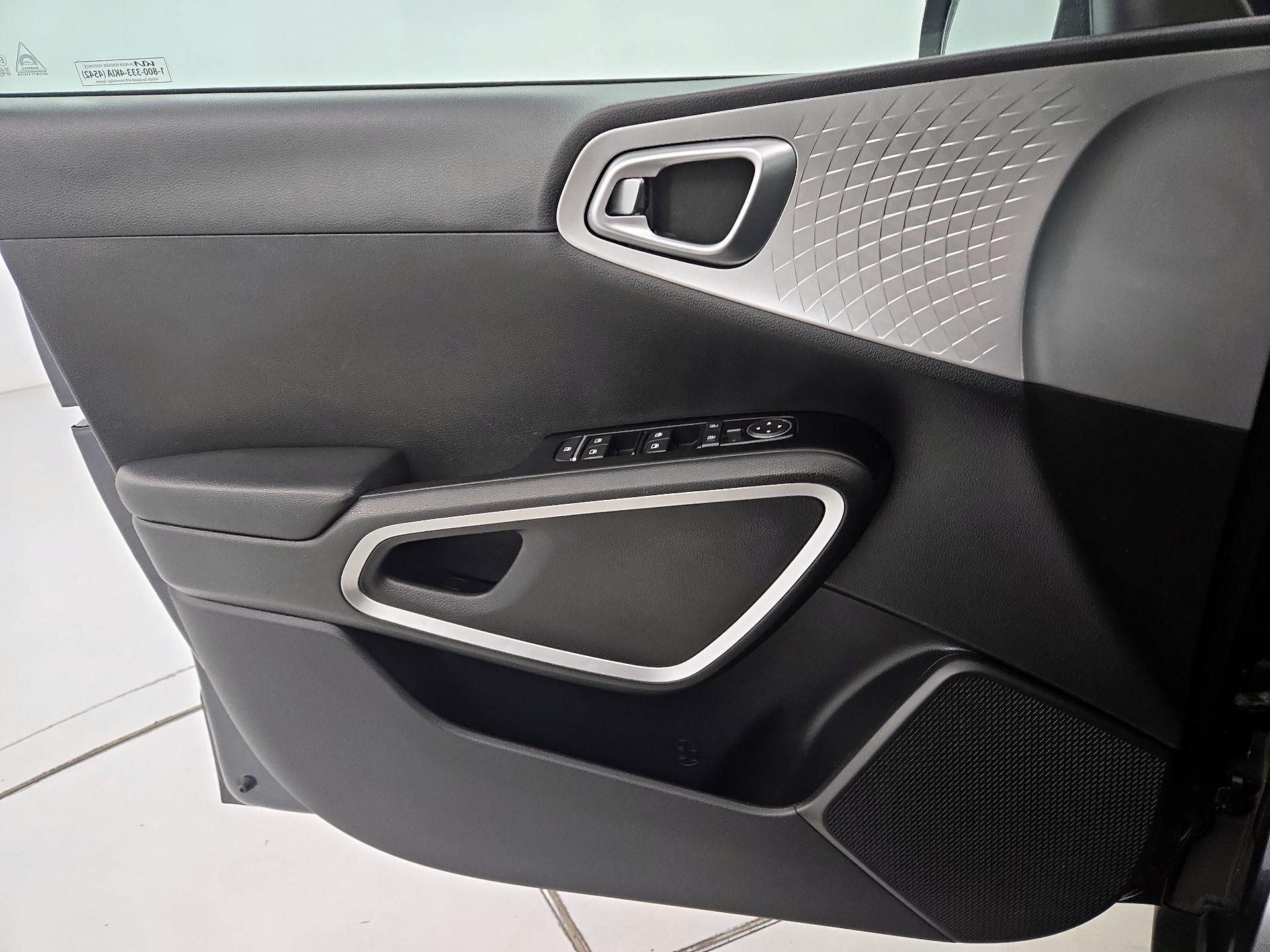 Thumbnail: 2023 Kia Soul - 12