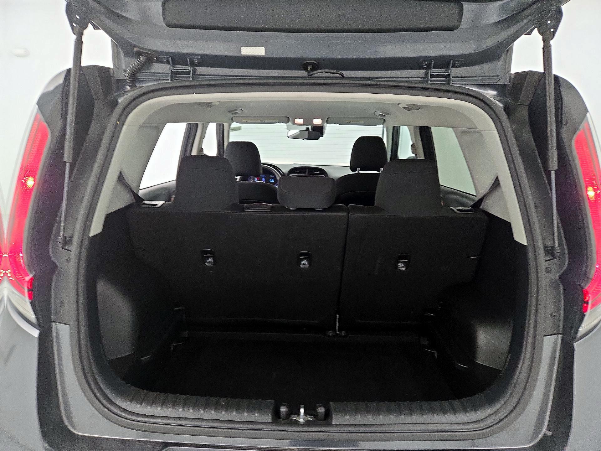 Thumbnail: 2023 Kia Soul - 20