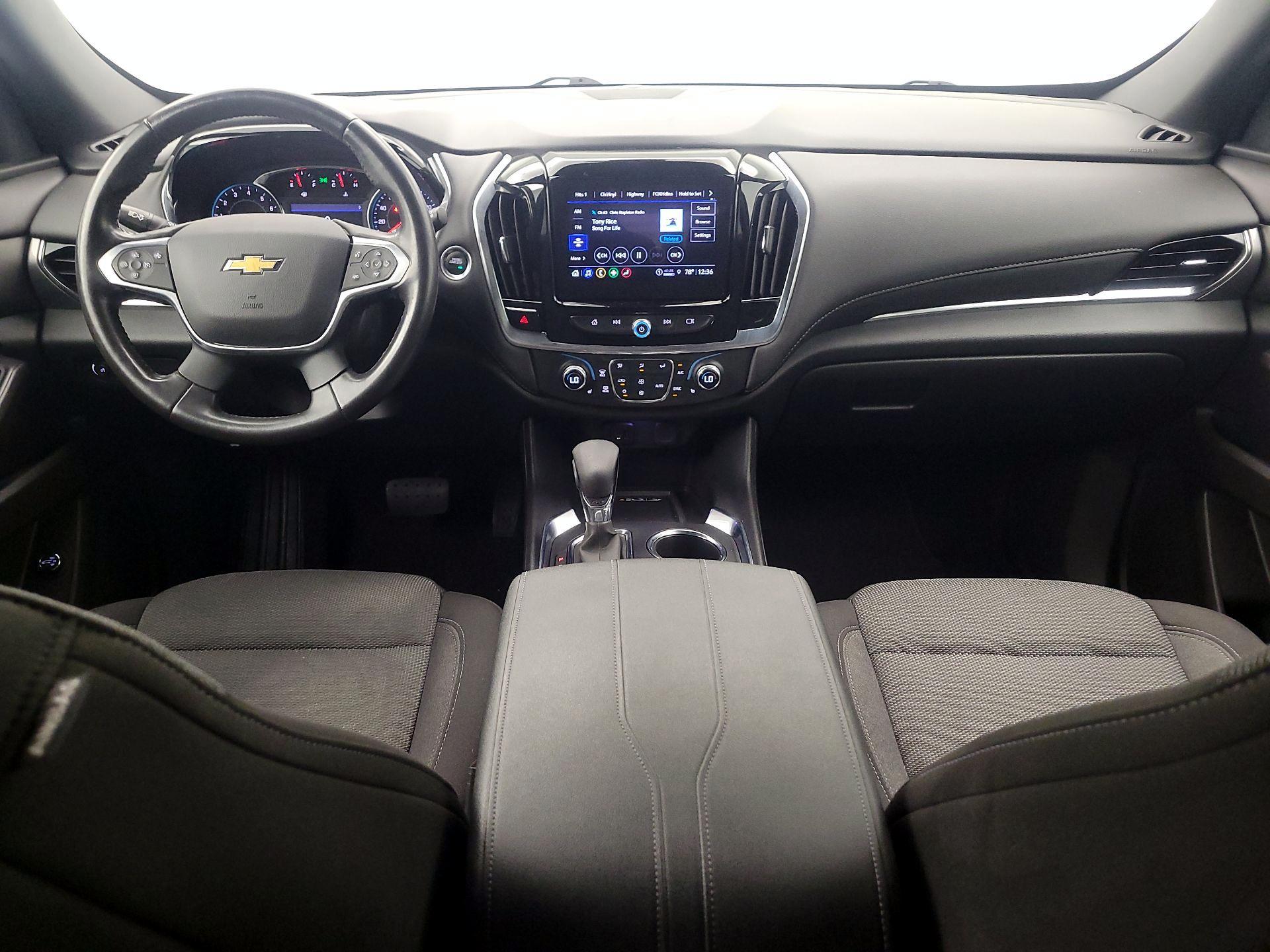 Thumbnail: 2022 Chevrolet Traverse - 9