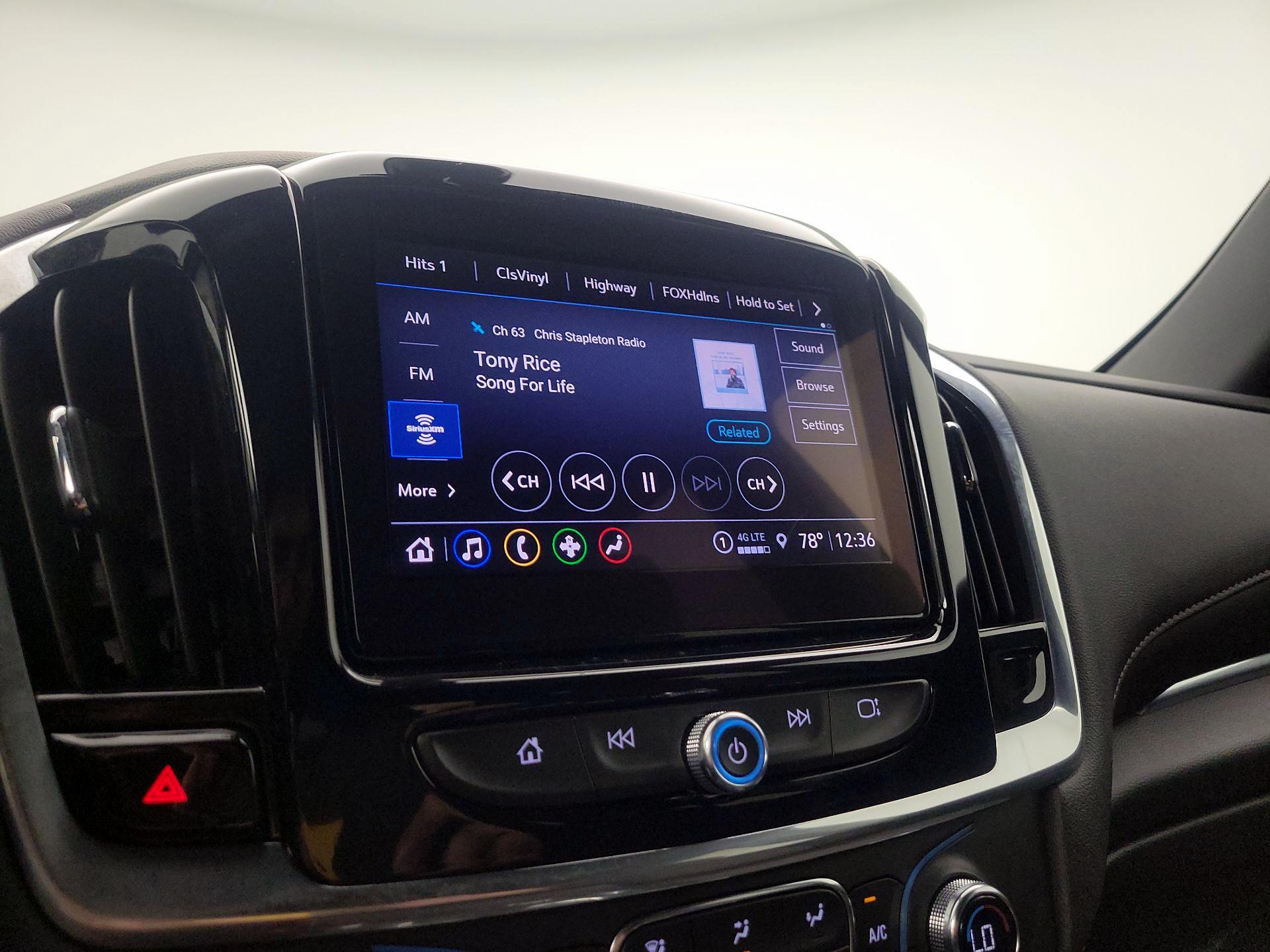 Thumbnail: 2022 Chevrolet Traverse - 15