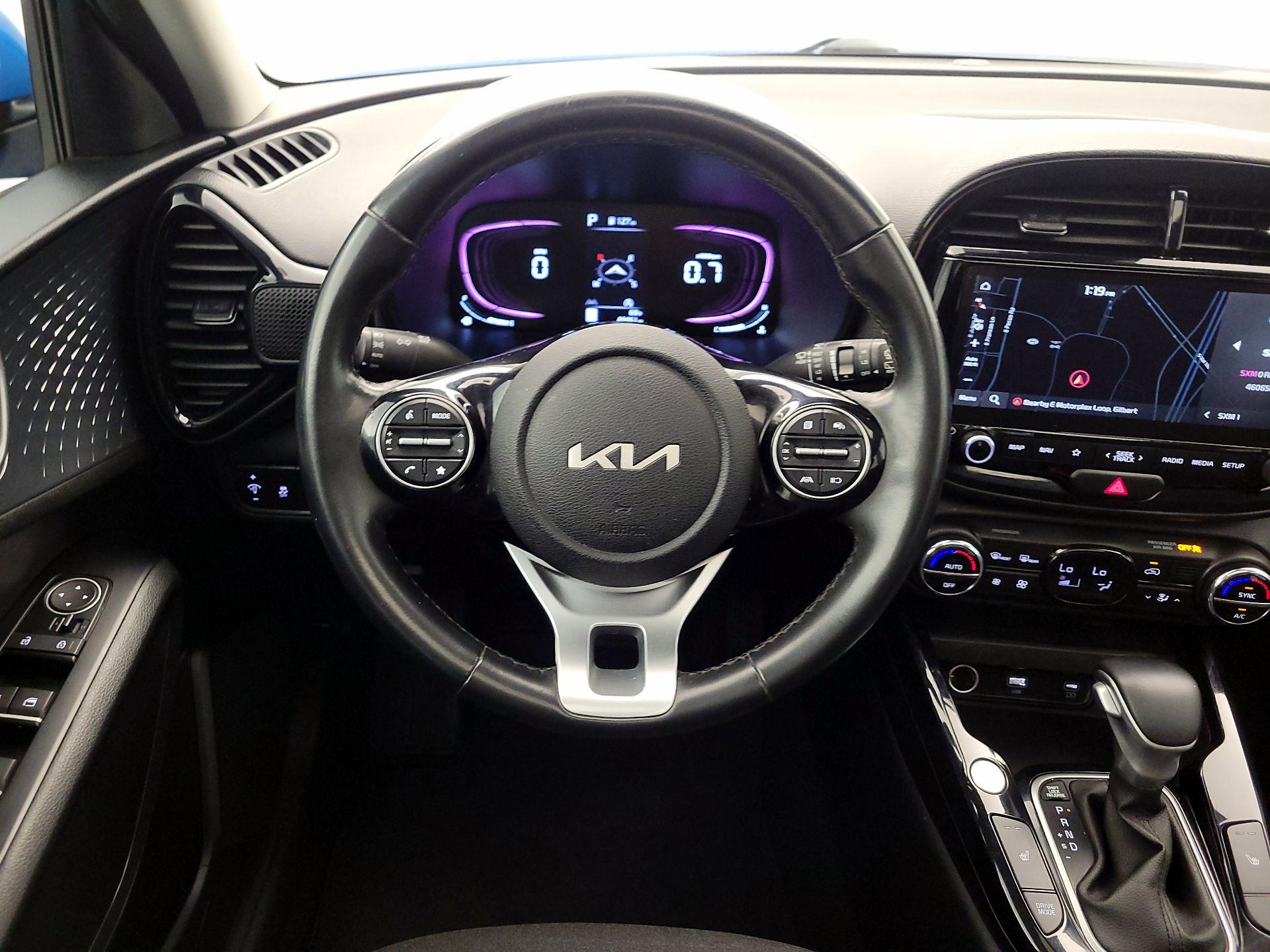 Thumbnail: 2023 Kia Soul - 10