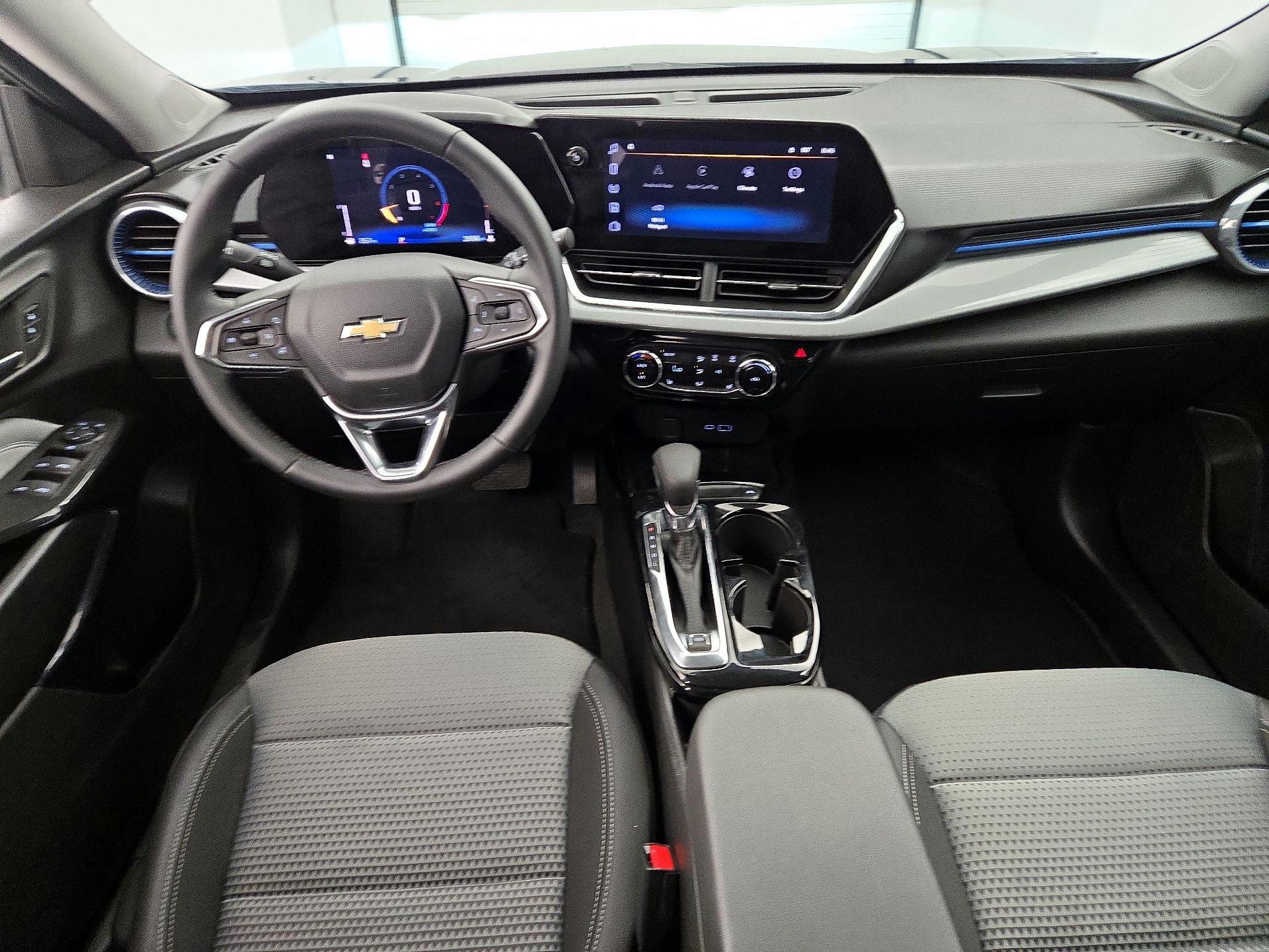 Thumbnail: 2025 Chevrolet Trax - 9