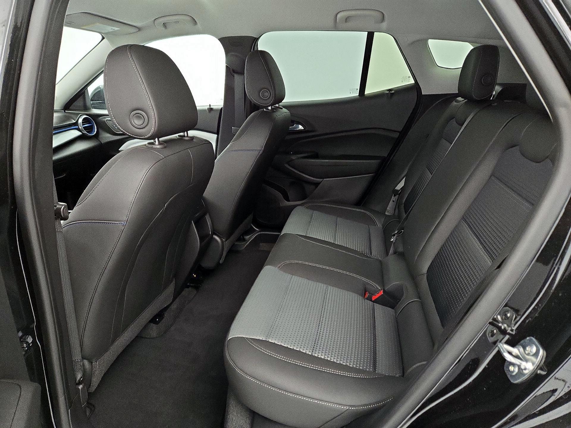 Thumbnail: 2025 Chevrolet Trax - 19