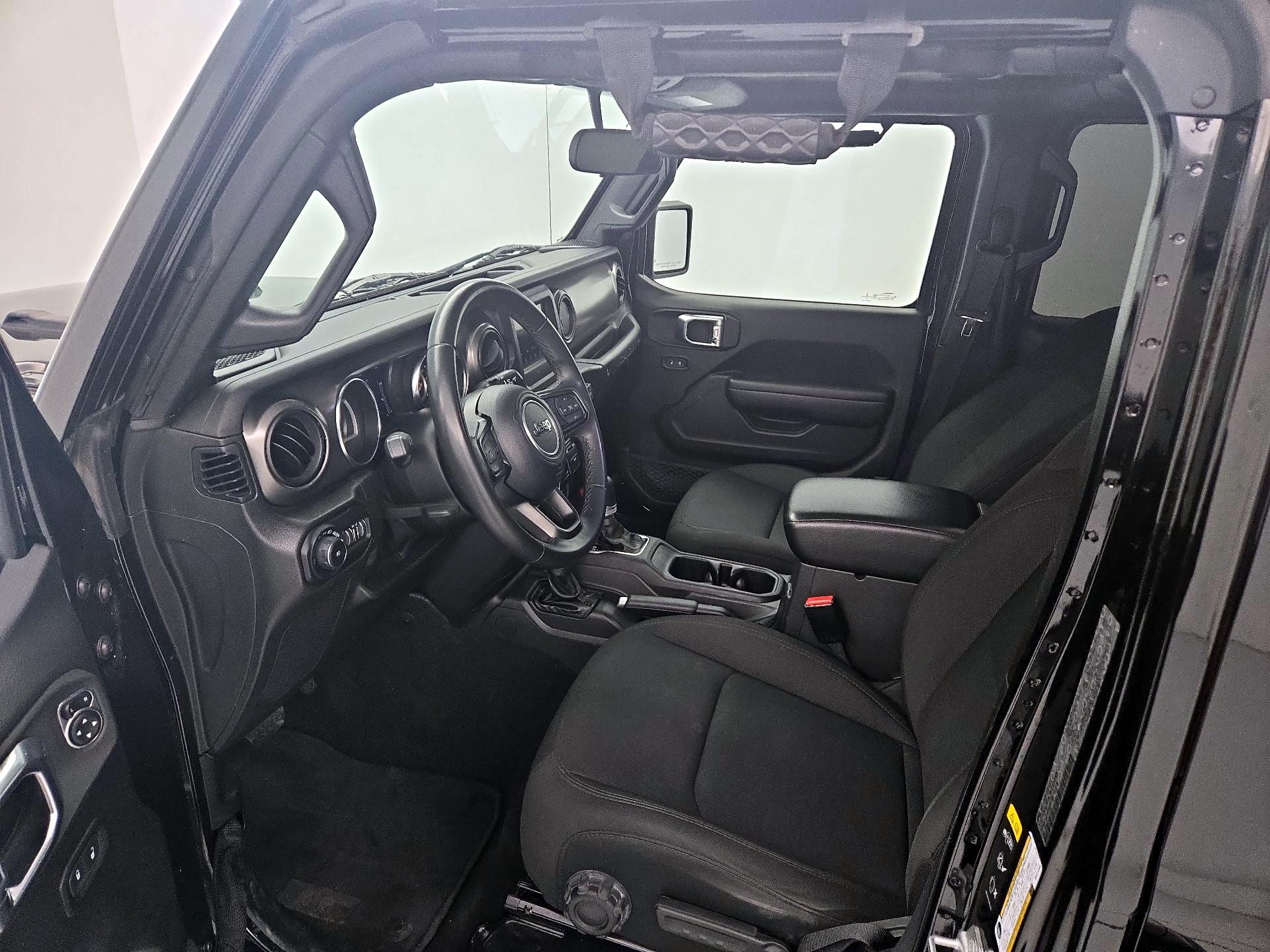 Thumbnail: 2021 Jeep Wrangler - 11