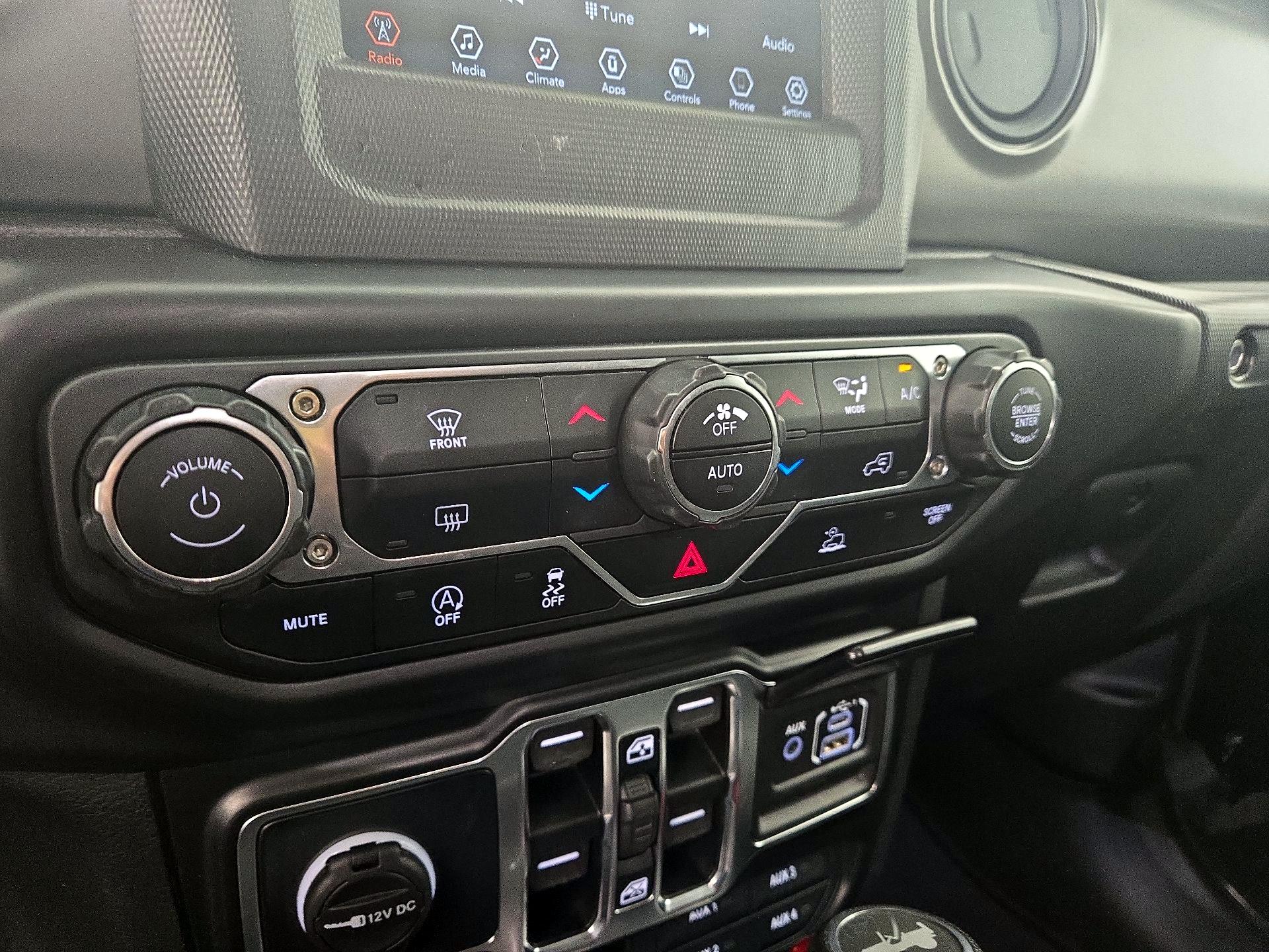 Thumbnail: 2021 Jeep Wrangler - 16