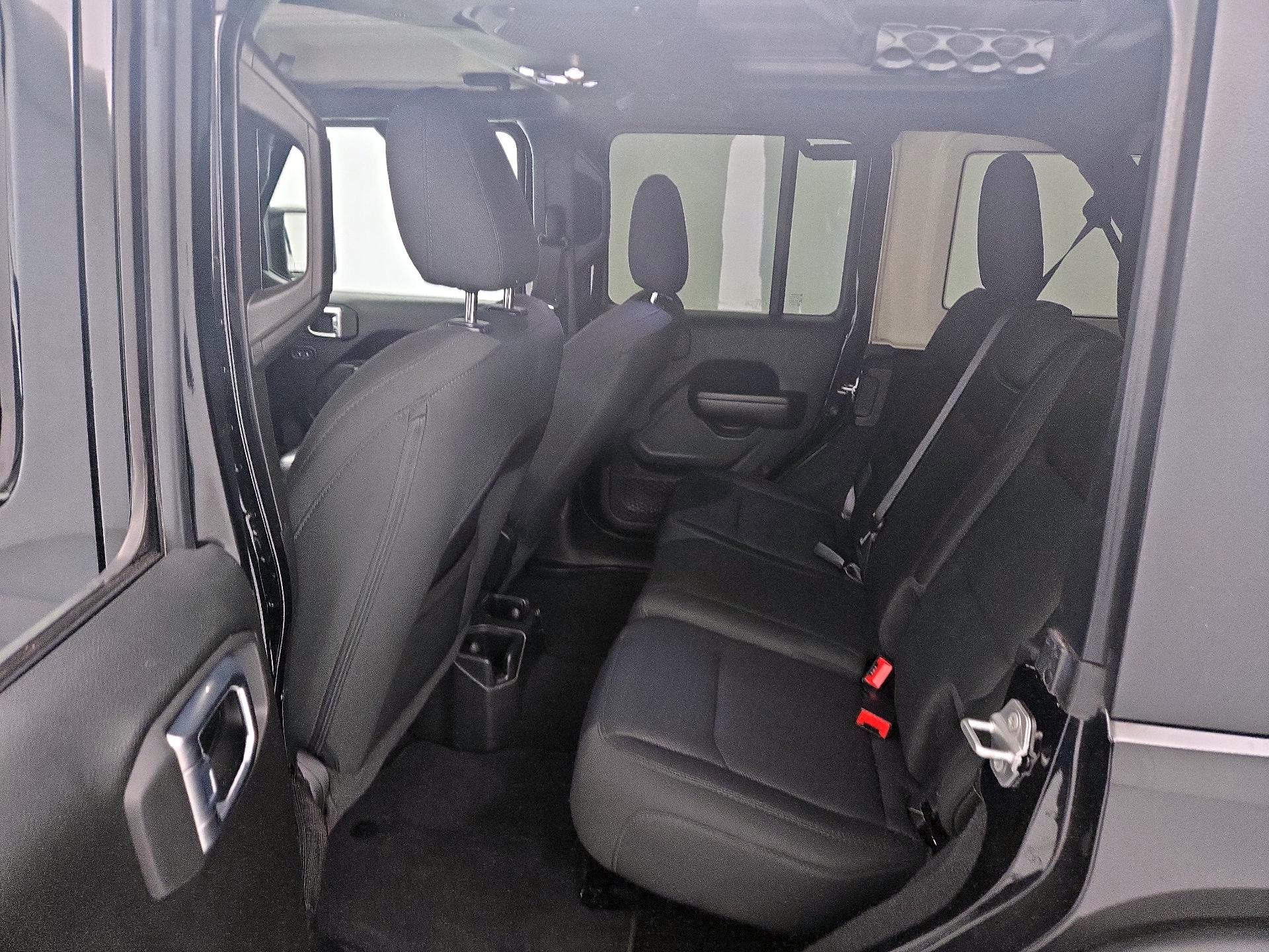 Thumbnail: 2021 Jeep Wrangler - 19