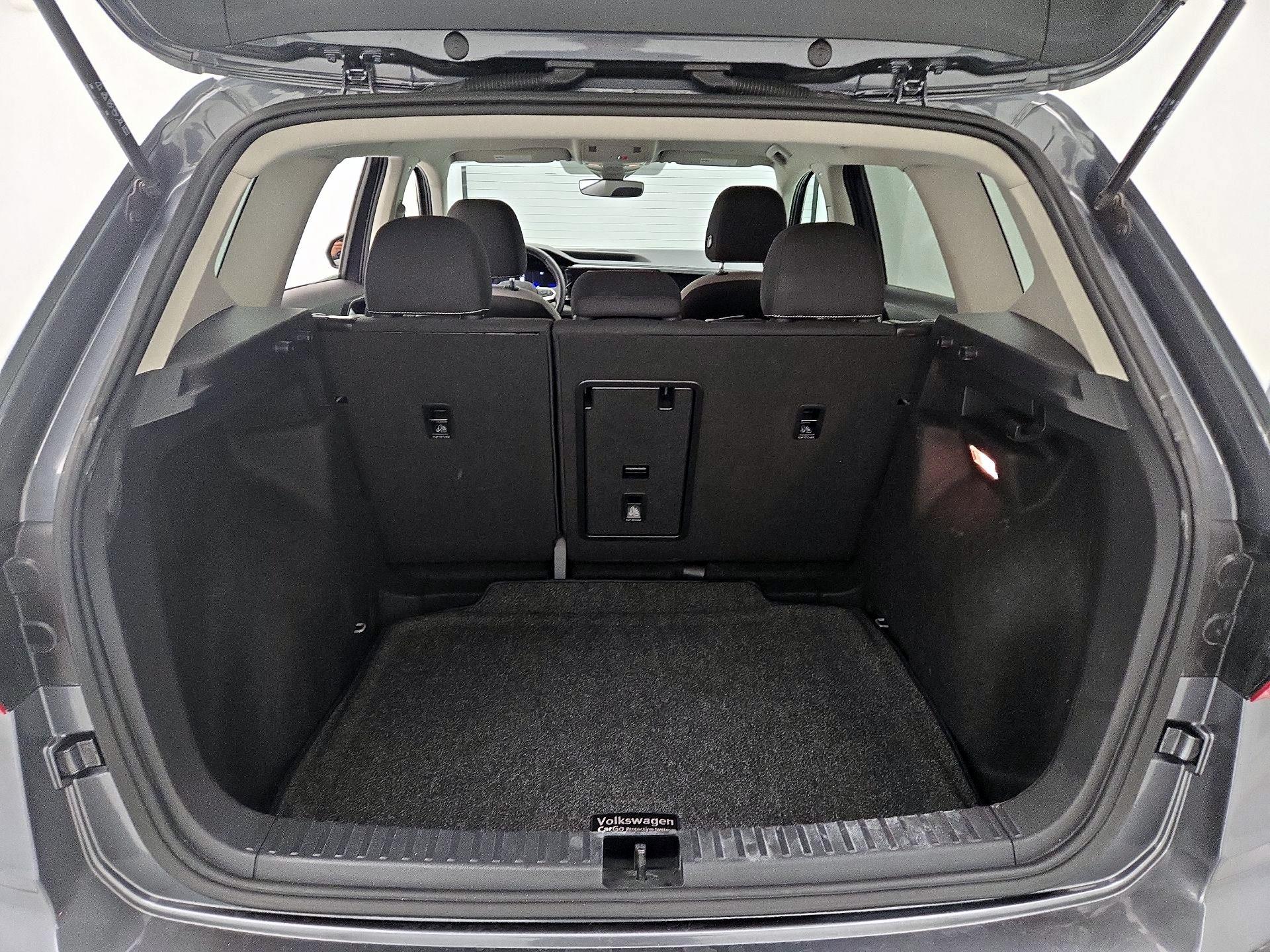 Thumbnail: 2023 Volkswagen Taos - 20