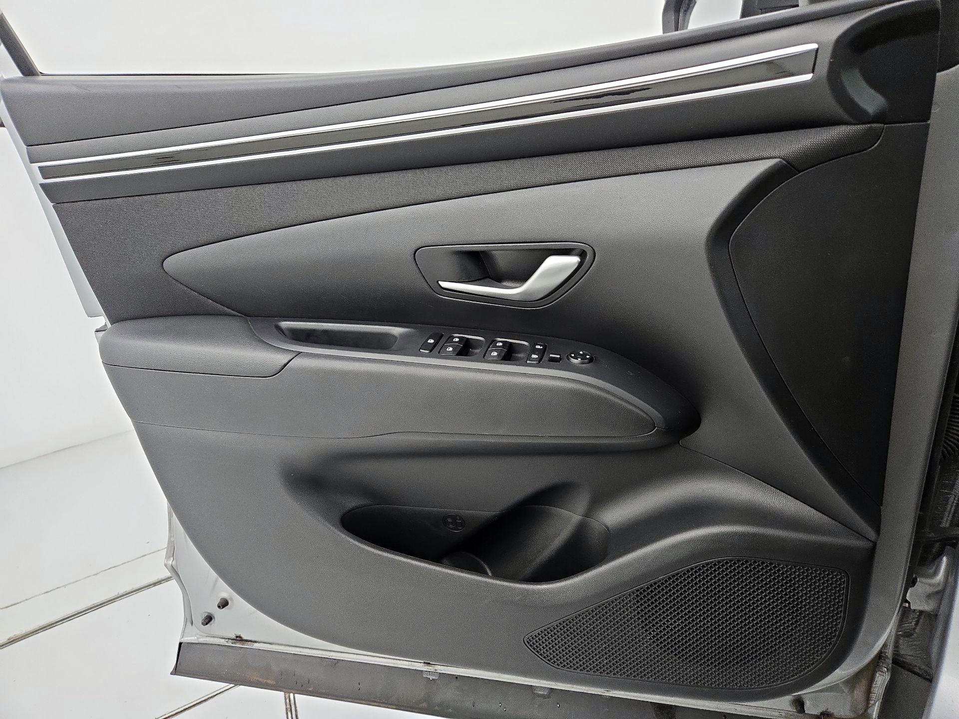 Thumbnail: 2023 Hyundai Tucson - 12