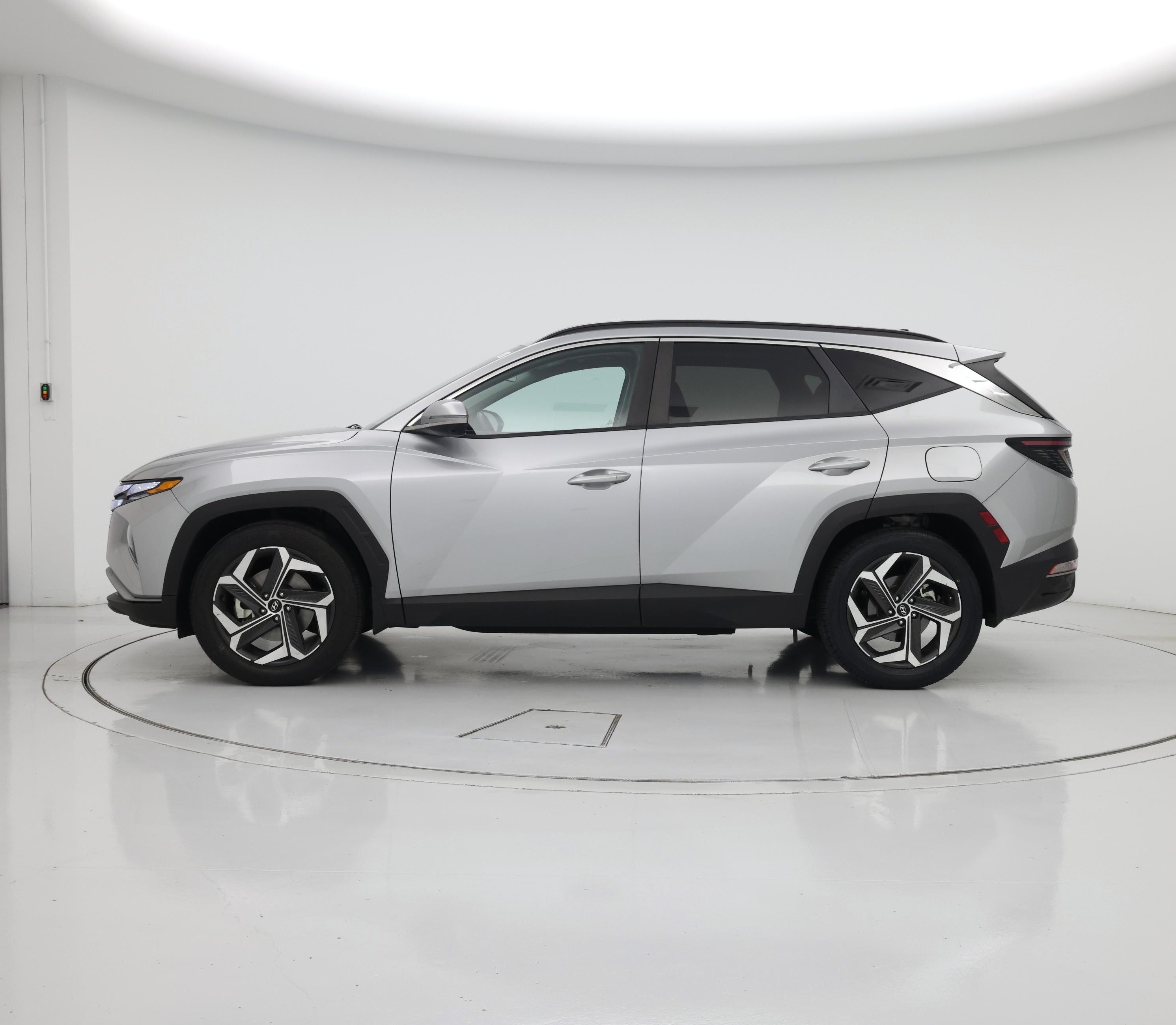 Thumbnail: 2023 Hyundai Tucson - 3