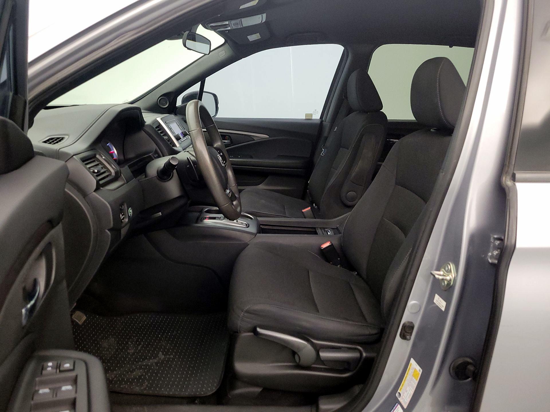 Thumbnail: 2019 Honda Passport - 11