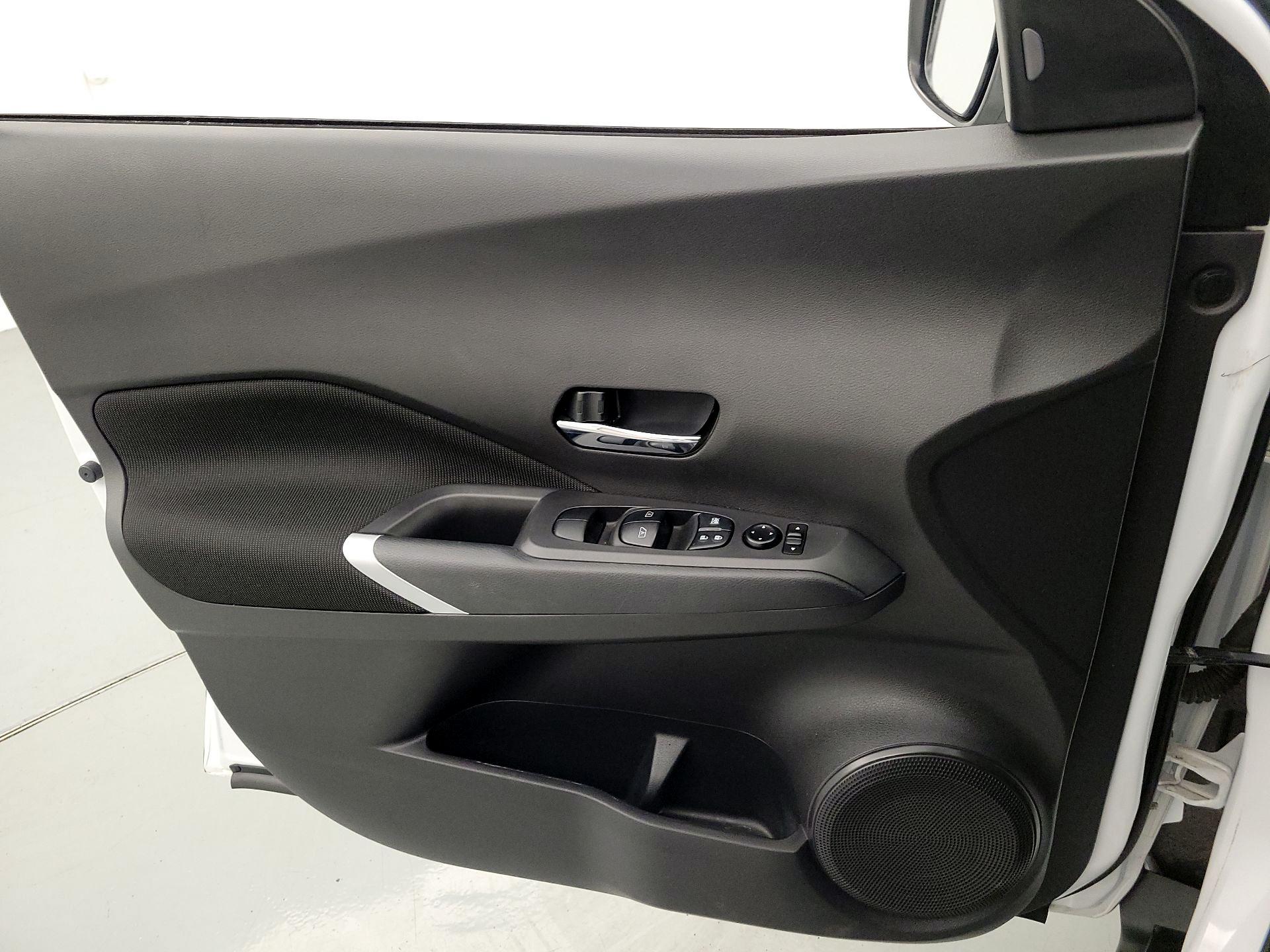 Thumbnail: 2023 Nissan Kicks - 12