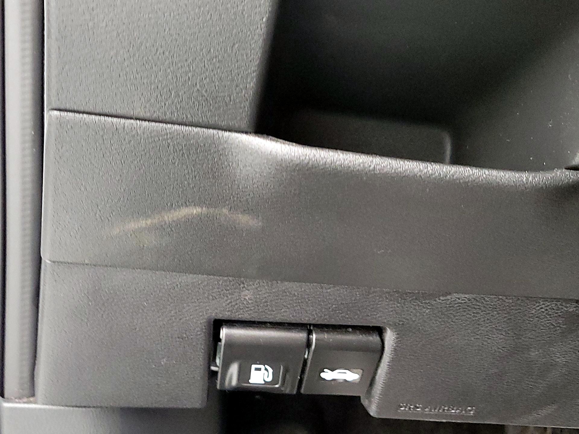 Thumbnail: 2023 Nissan Kicks - 13