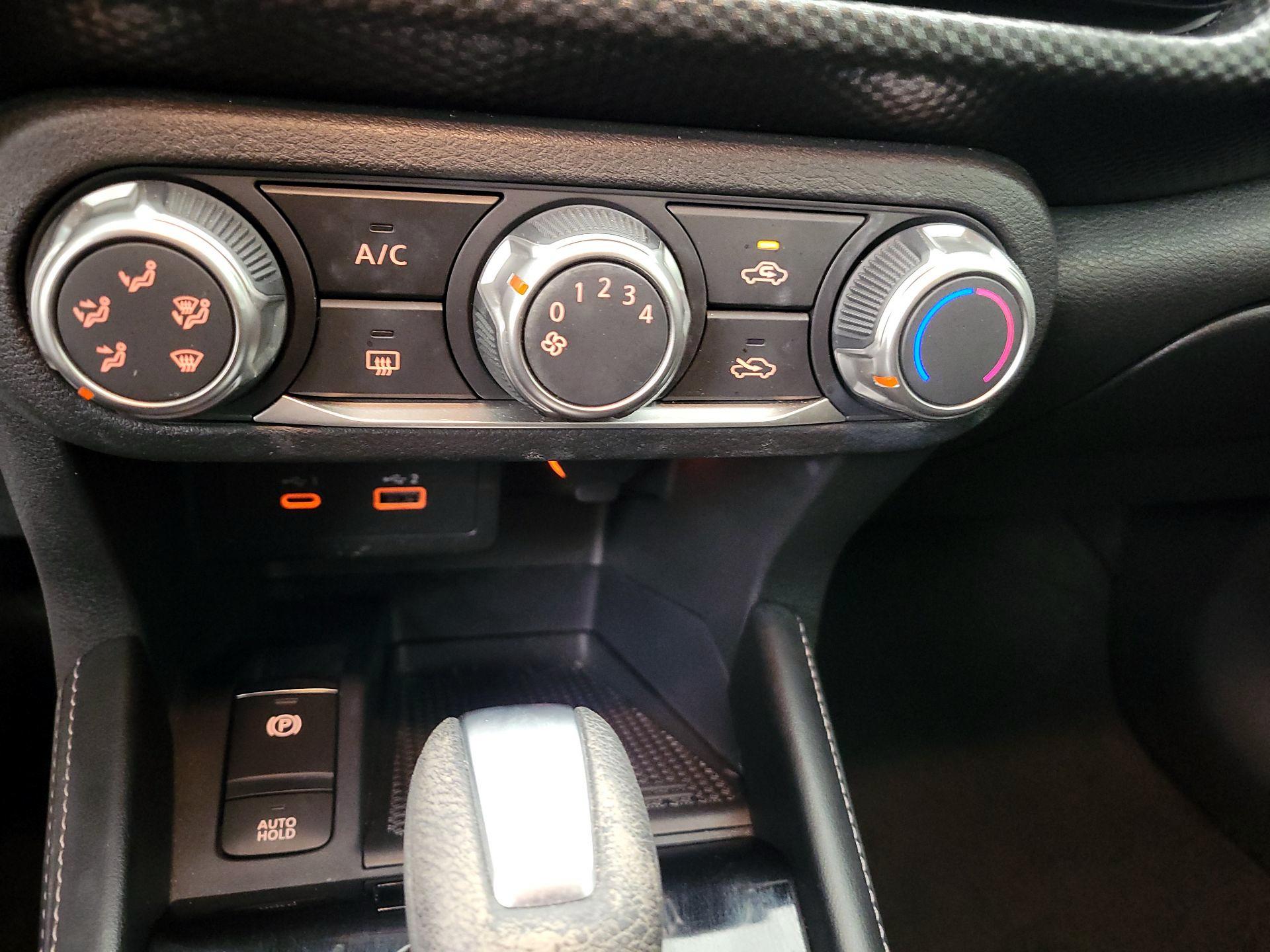 Thumbnail: 2023 Nissan Kicks - 16