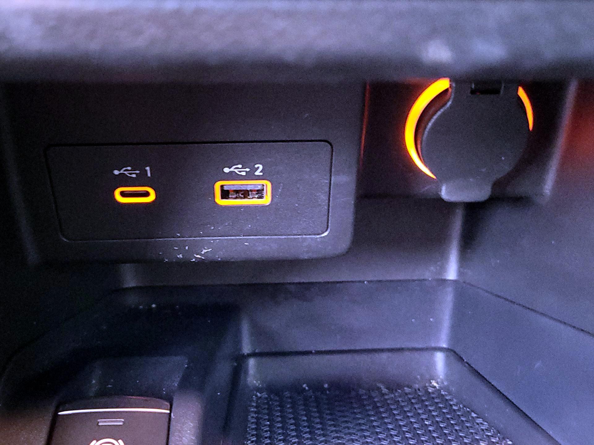 Thumbnail: 2023 Nissan Kicks - 18