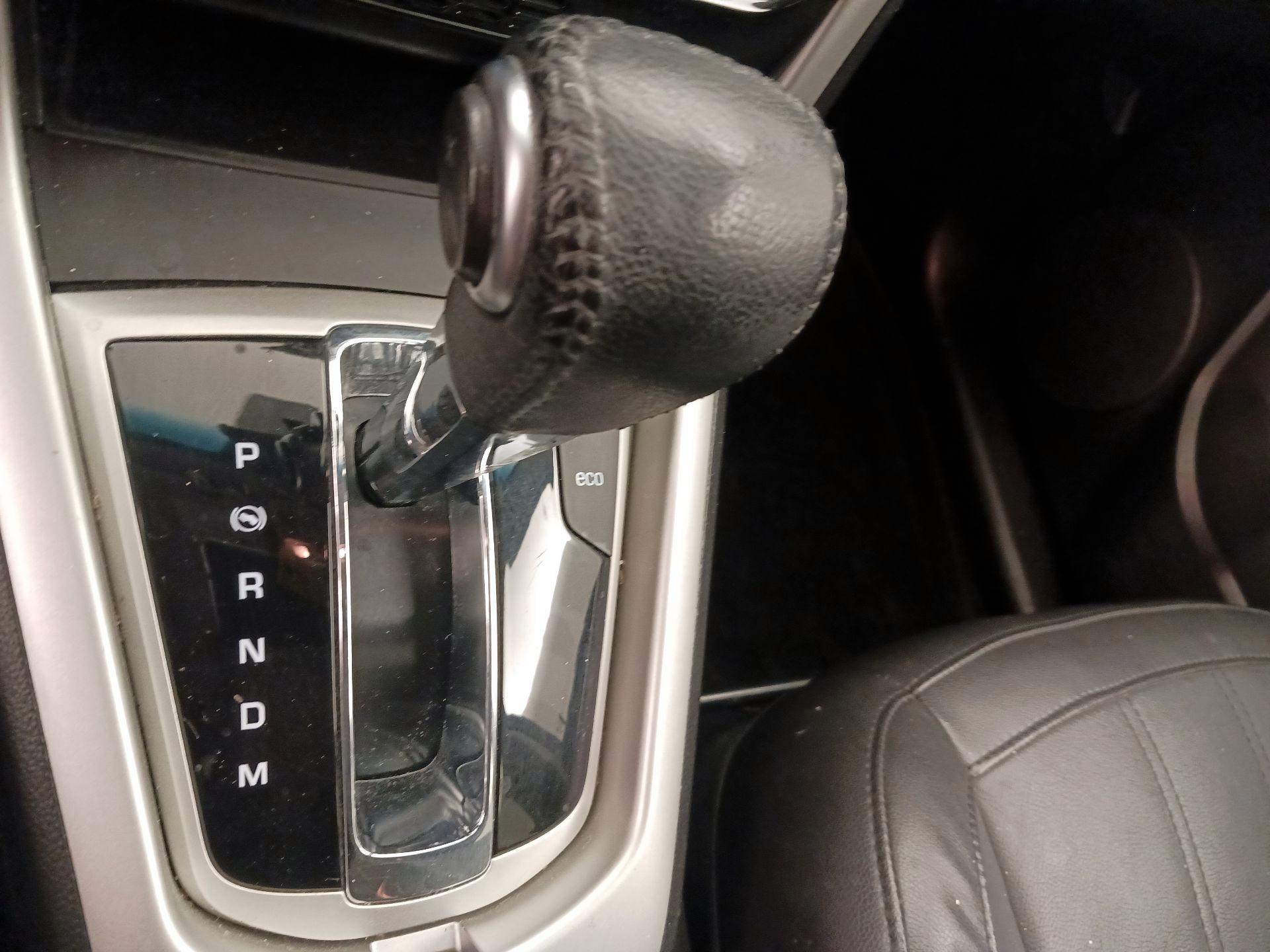 Thumbnail: 2014 Chevrolet Captiva Sport - 16
