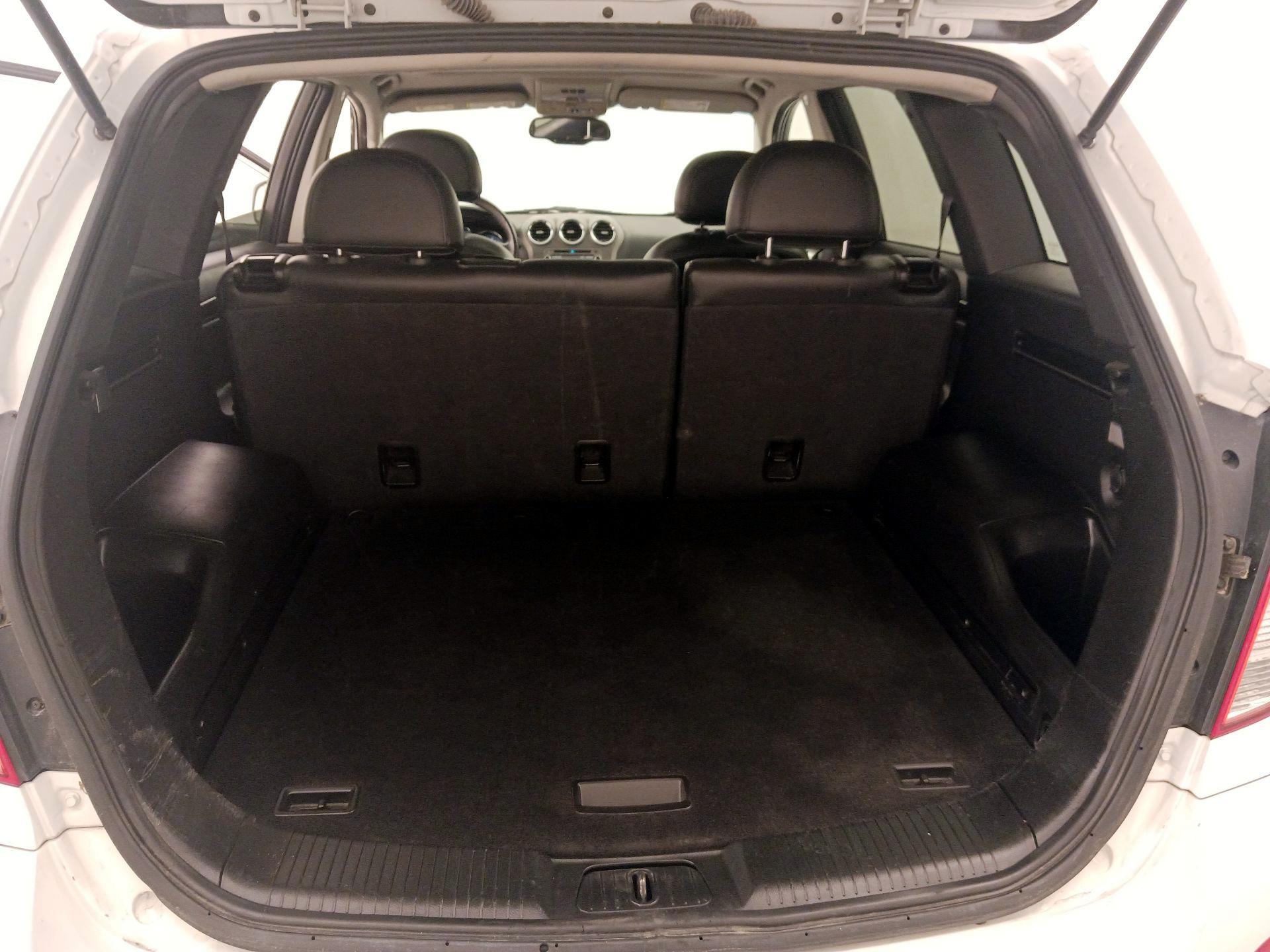 Thumbnail: 2014 Chevrolet Captiva Sport - 19