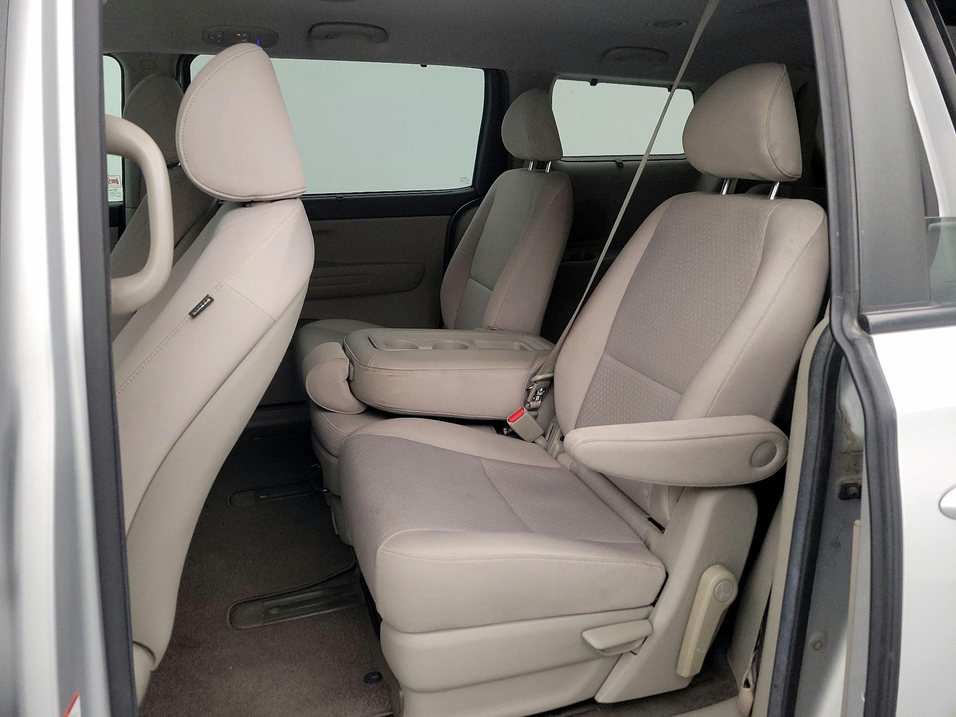 Thumbnail: 2016 Kia Sedona - 19