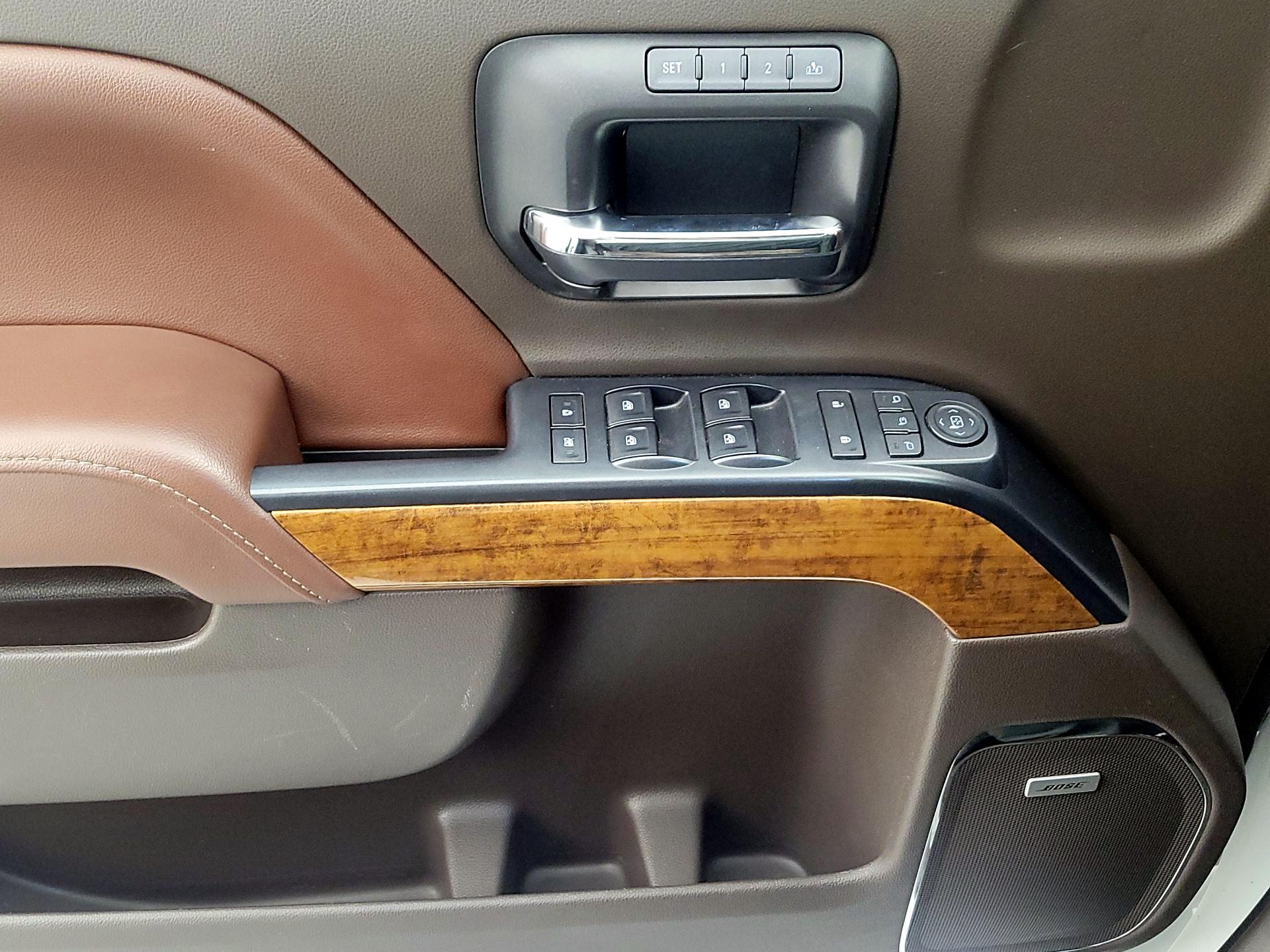 Thumbnail: 2017 Chevrolet Silverado 2500 - 12