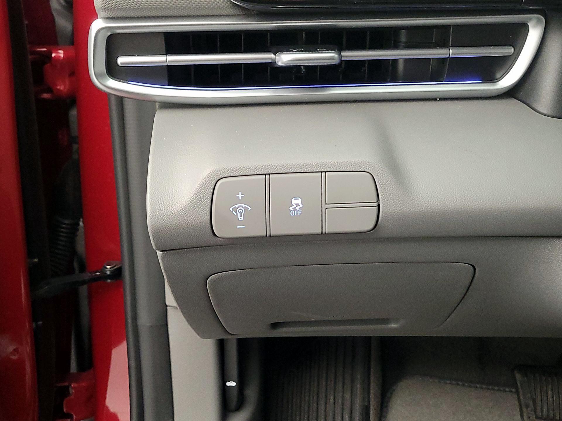 Thumbnail: 2025 Hyundai Elantra - 13