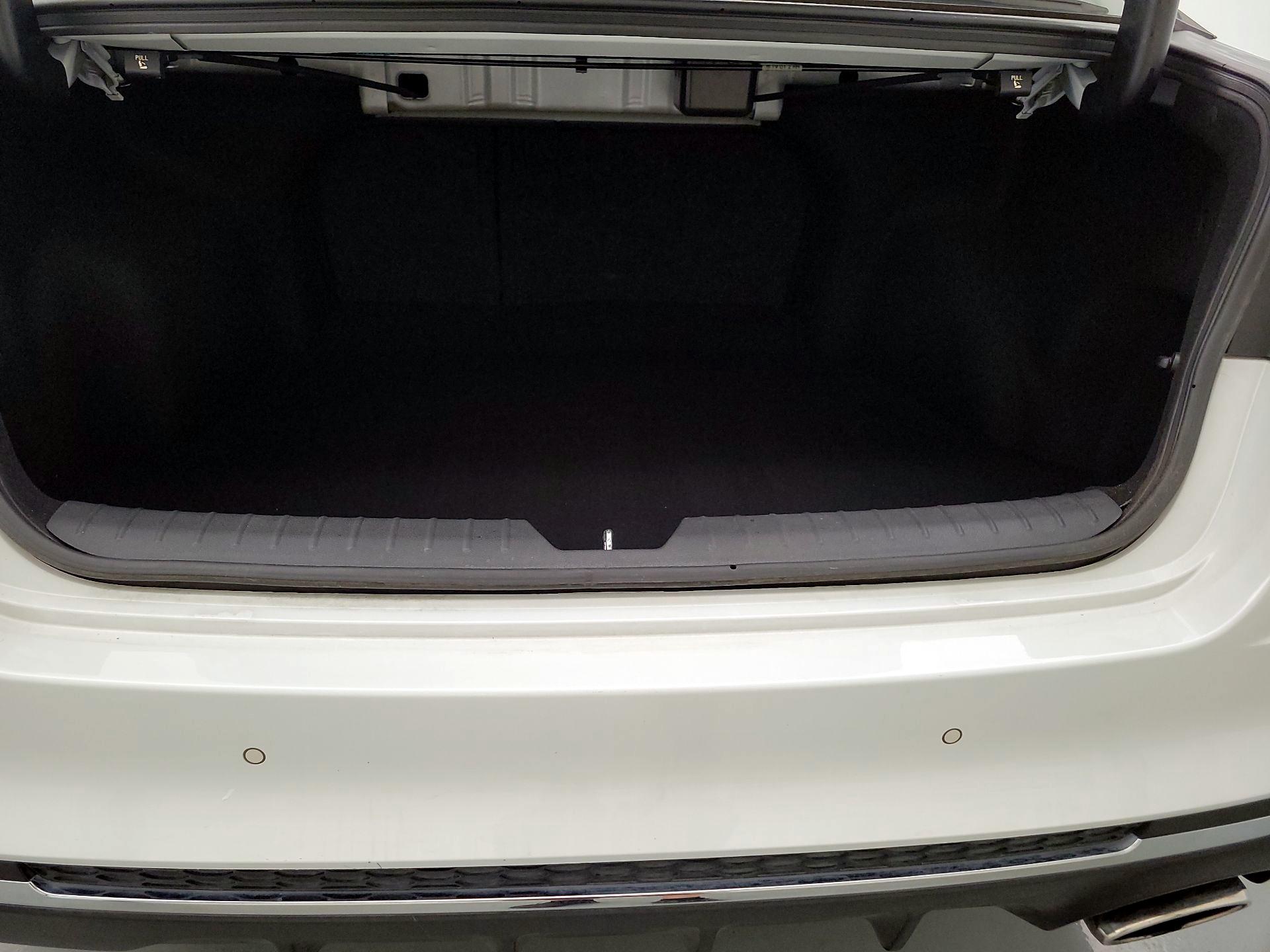 Thumbnail: 2019 Kia Optima - 18