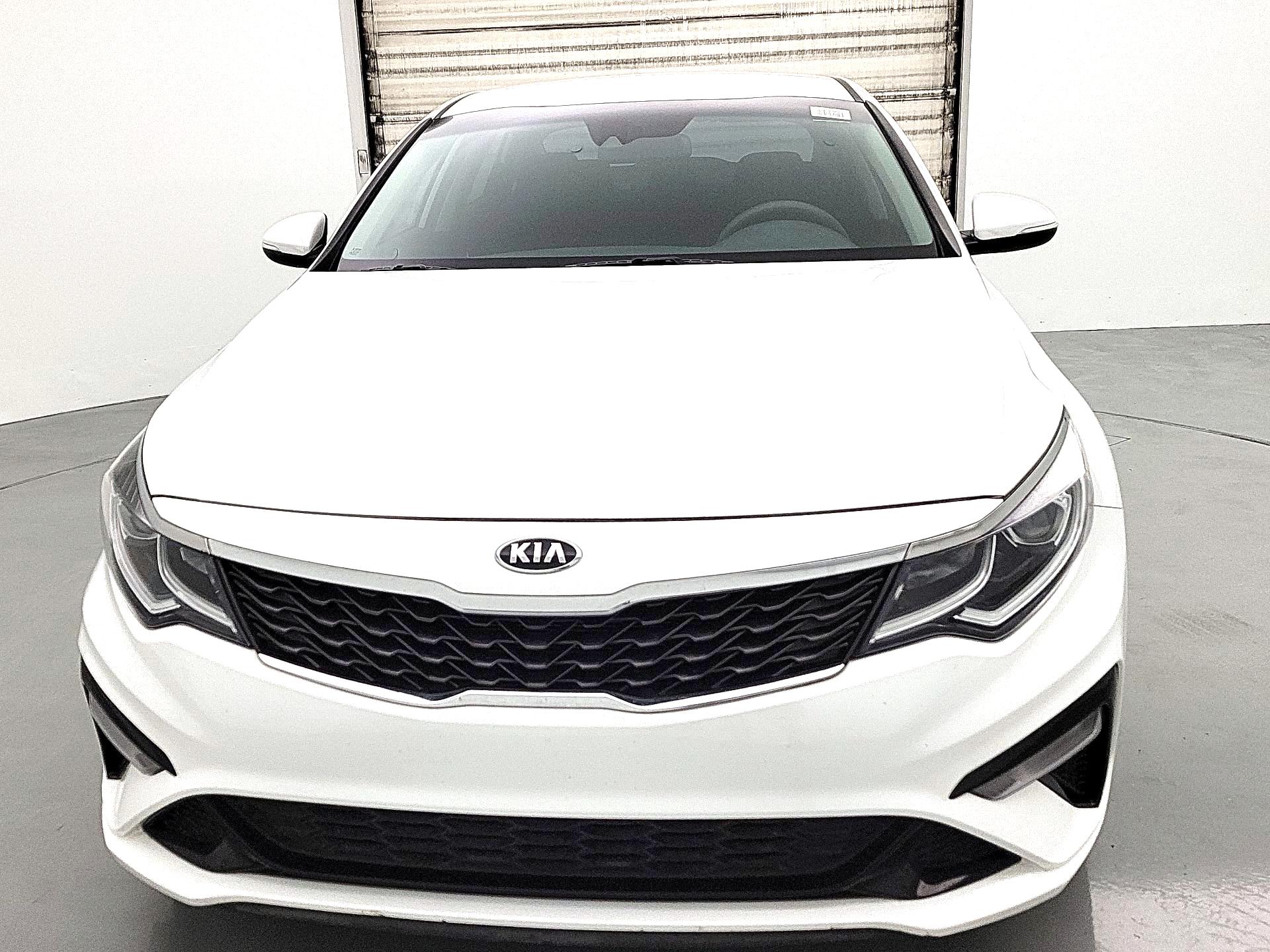 Thumbnail: 2019 Kia Optima - 2
