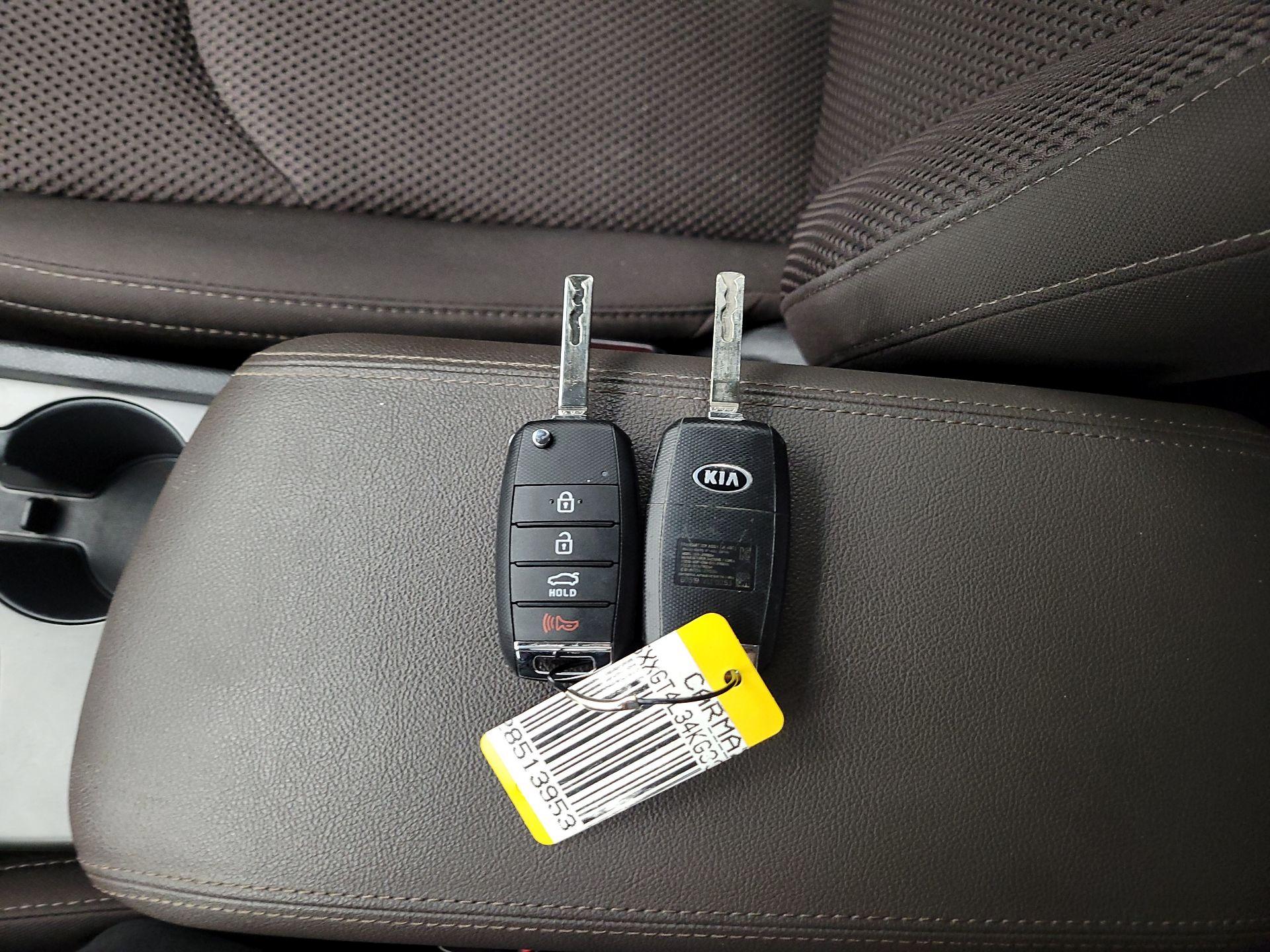 Thumbnail: 2019 Kia Optima - 20