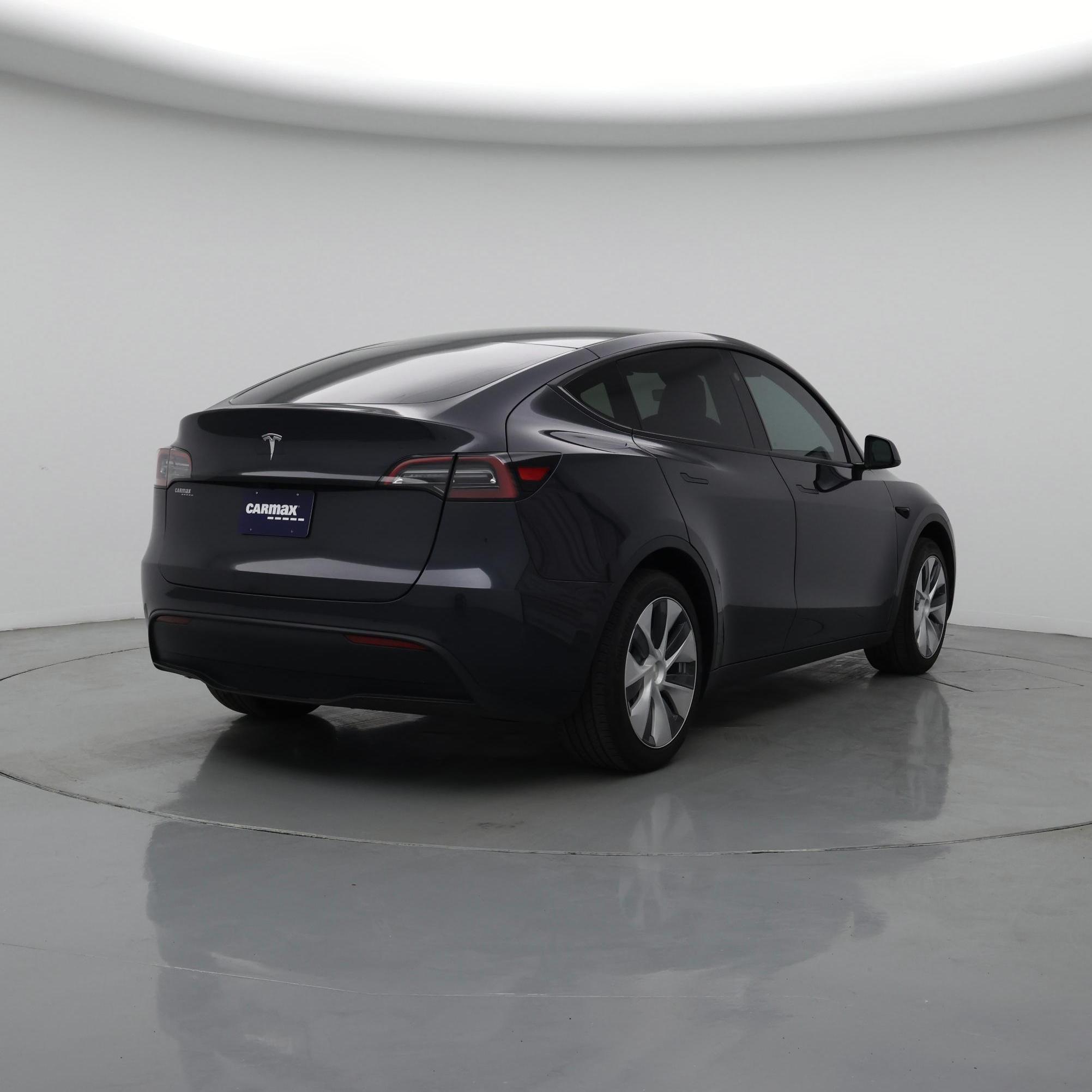 Thumbnail: 2024 Tesla Model Y - 8