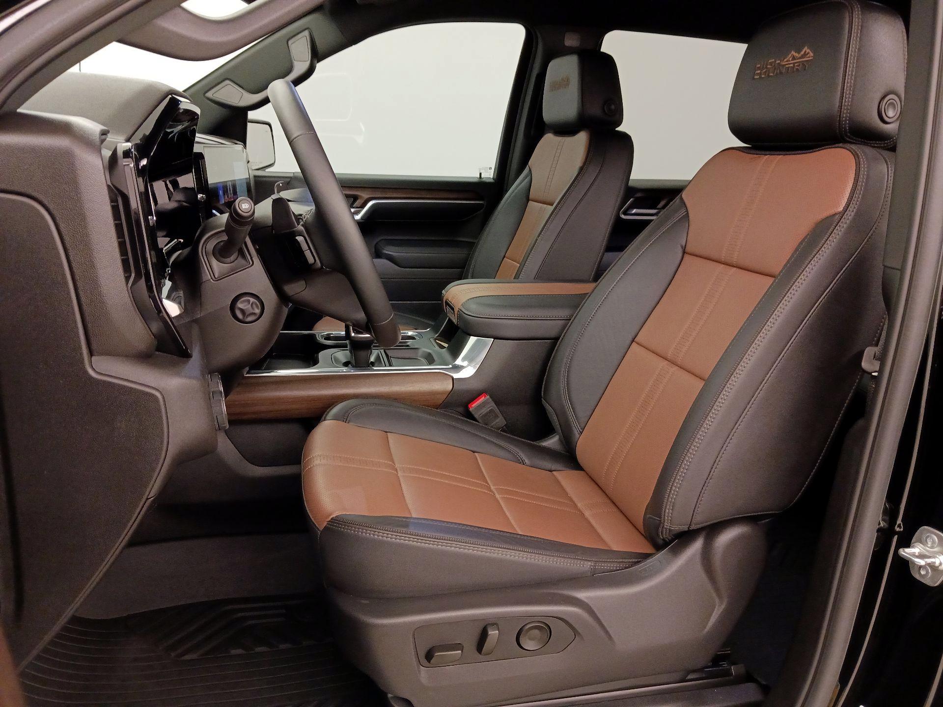 Thumbnail: 2025 Chevrolet Silverado 1500 - 11