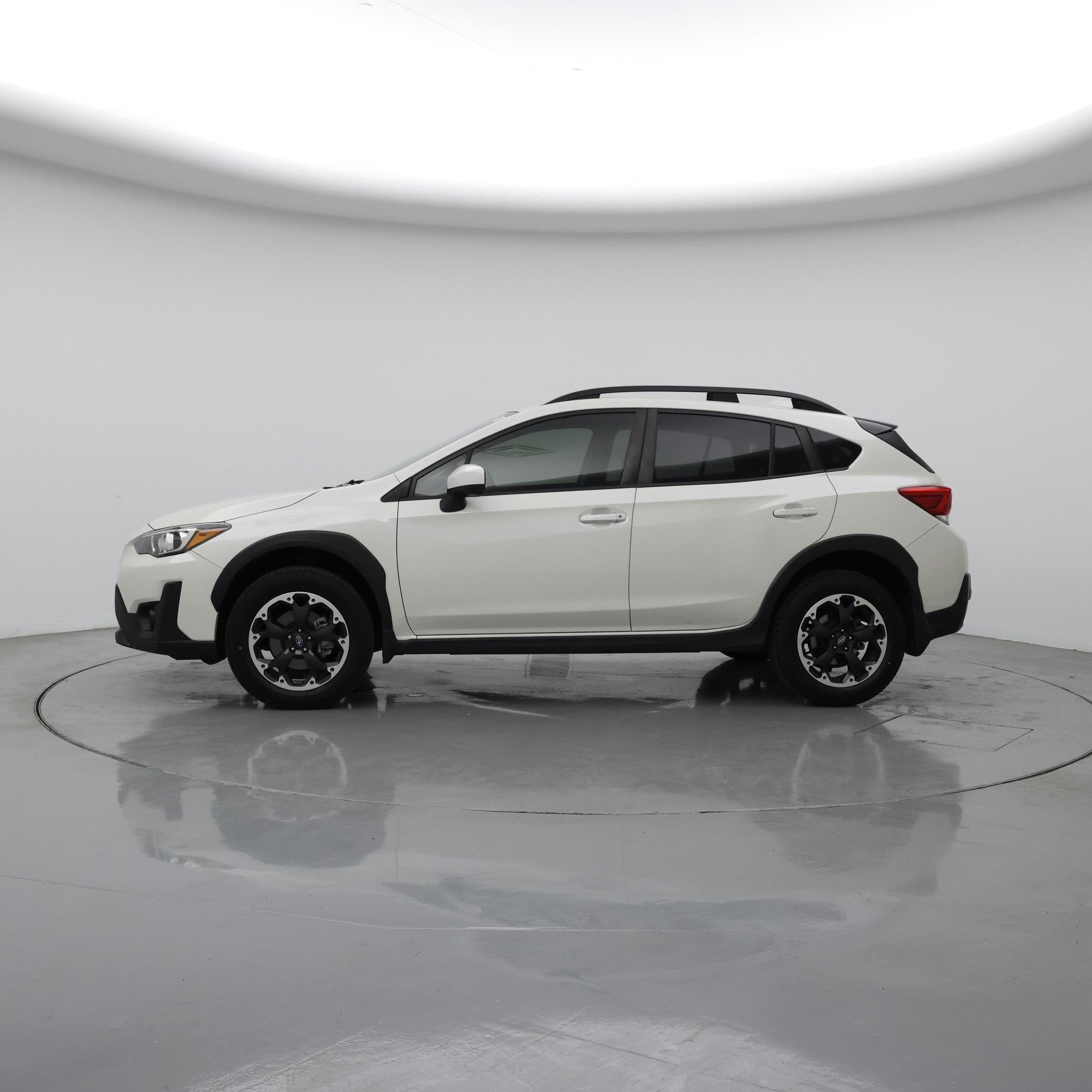 Thumbnail: 2021 Subaru Crosstrek - 3