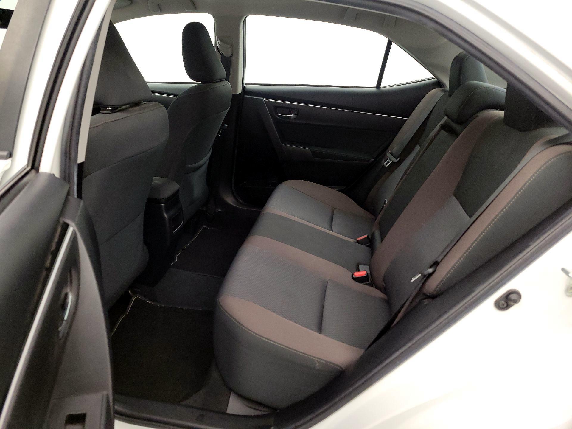 Thumbnail: 2019 Toyota Corolla - 19