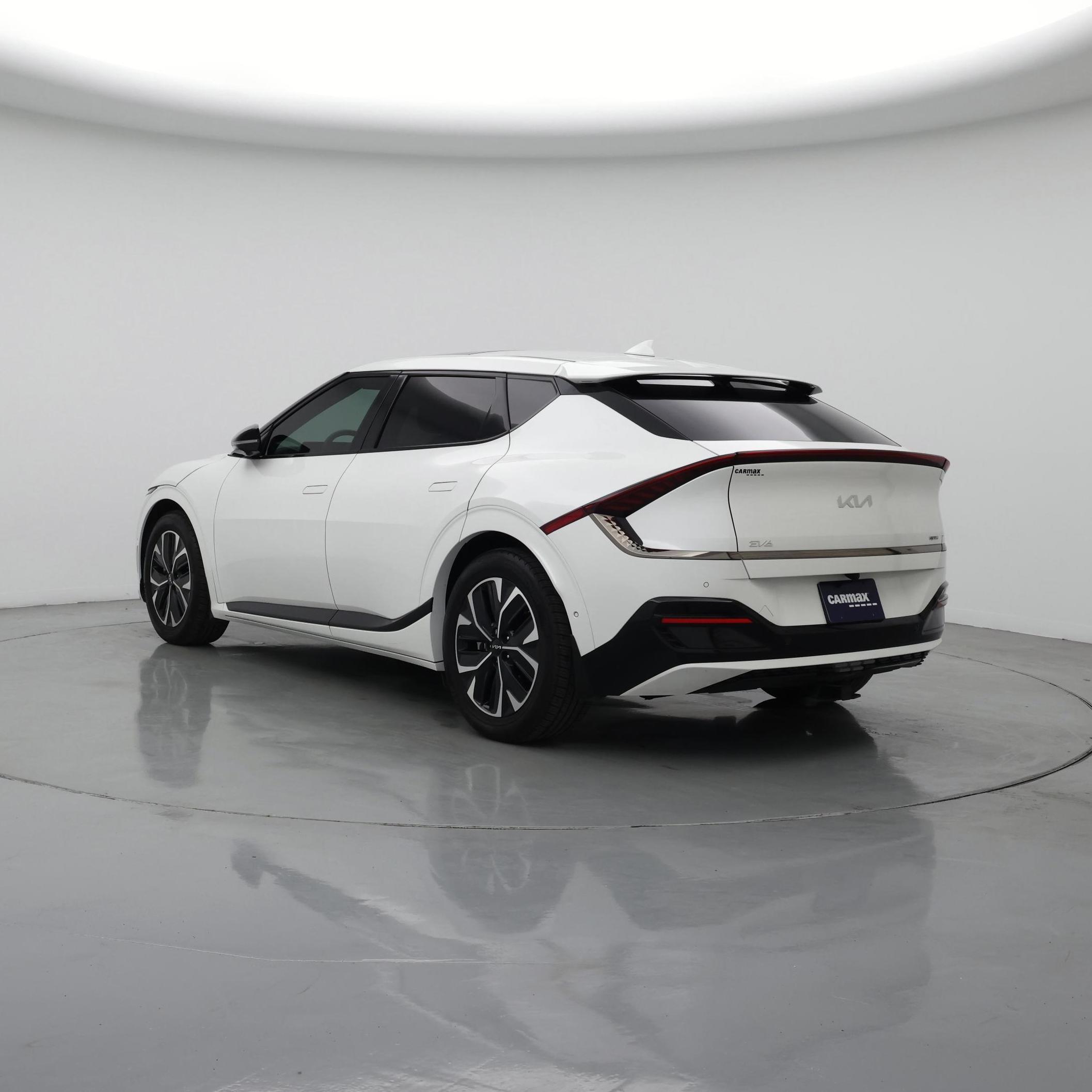 Thumbnail: 2022 Kia EV6 - 2