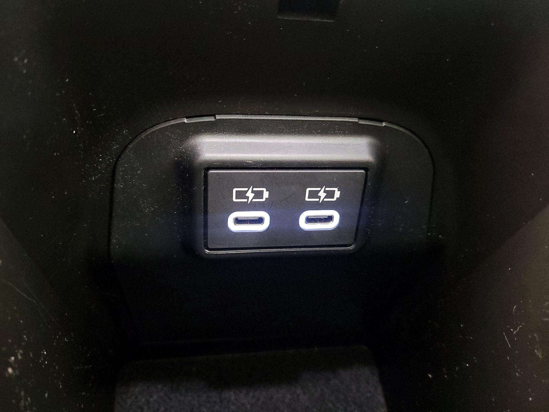 Thumbnail: 2024 Toyota RAV4 - 18