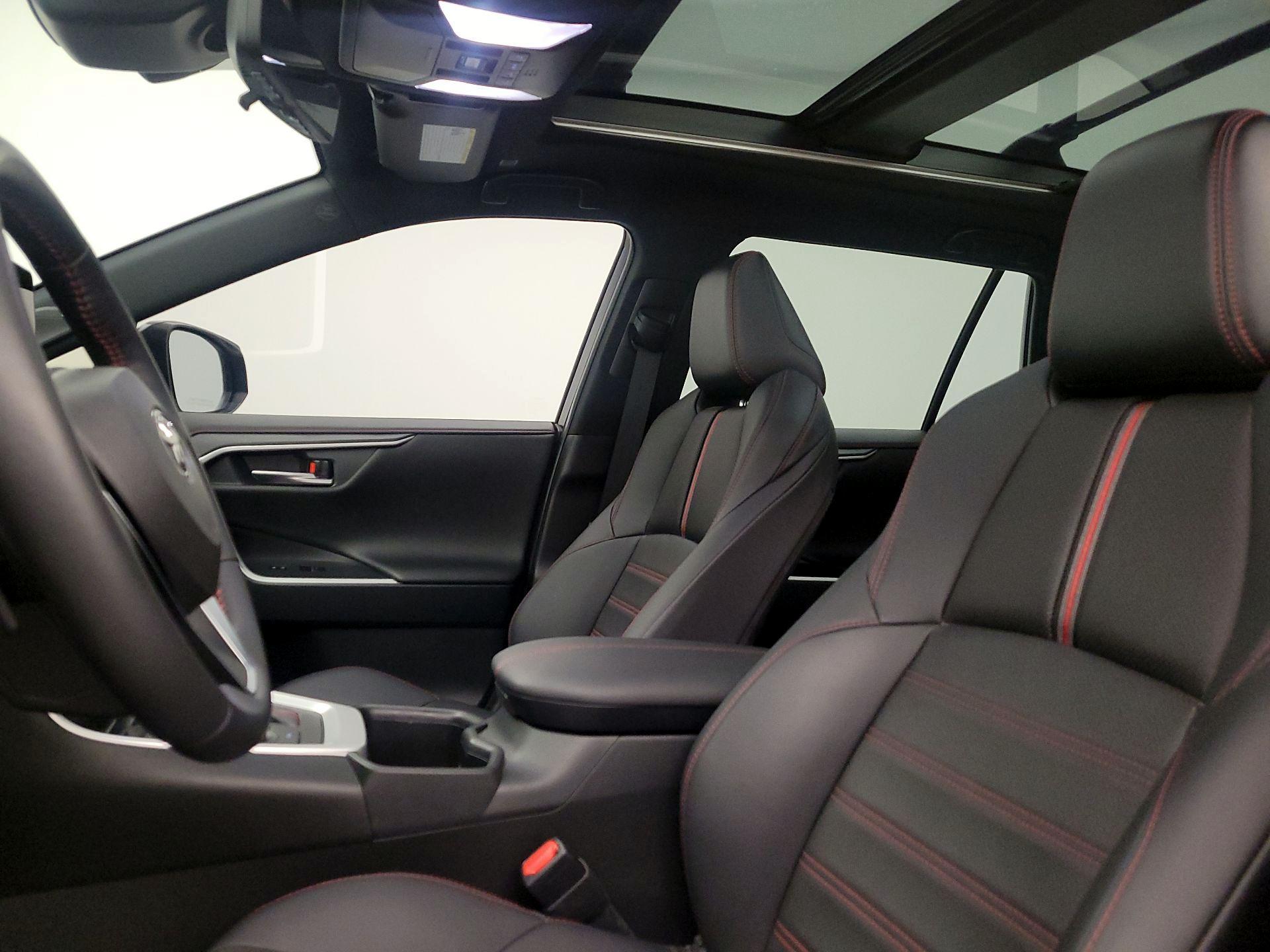 Thumbnail: 2024 Toyota RAV4 - 19