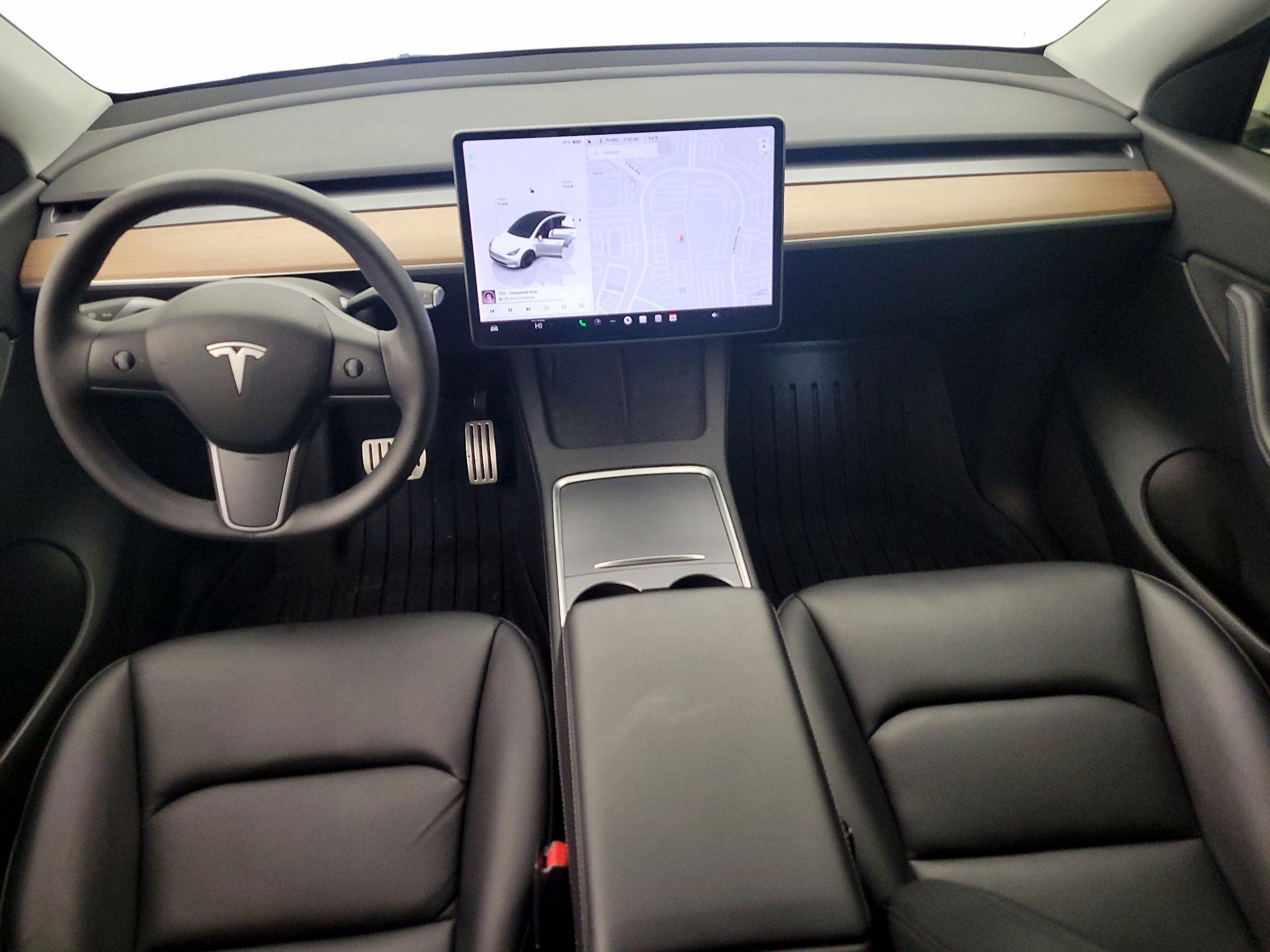 Thumbnail: 2022 Tesla Model Y - 9