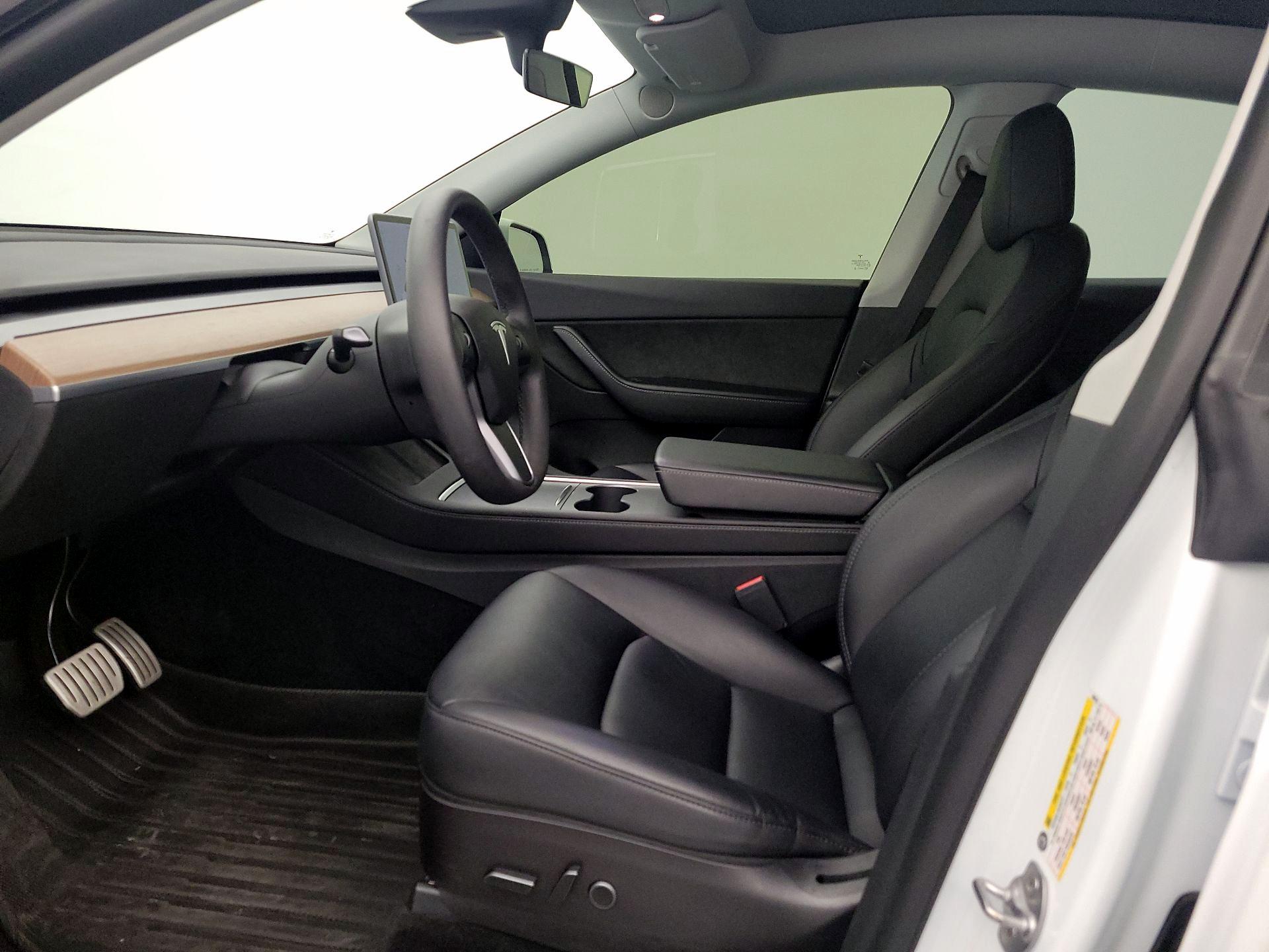 Thumbnail: 2022 Tesla Model Y - 11