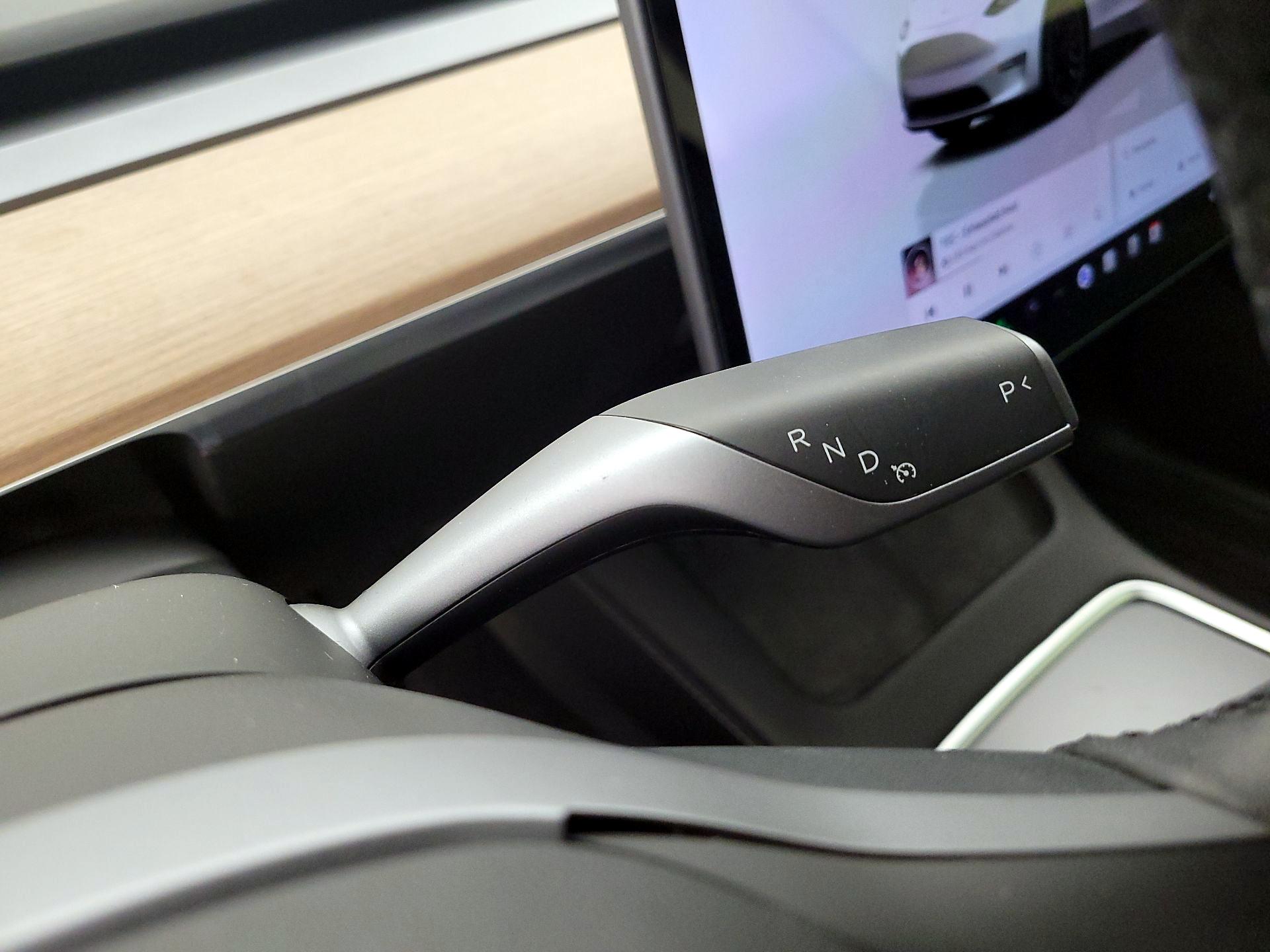 Thumbnail: 2022 Tesla Model Y - 17