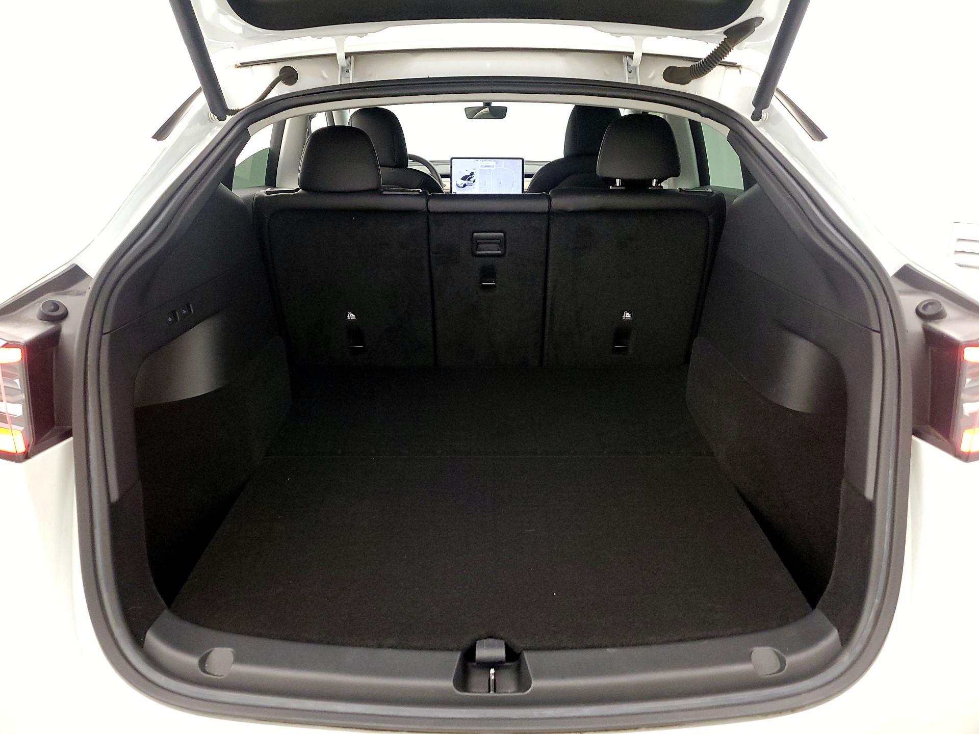 Thumbnail: 2022 Tesla Model Y - 19