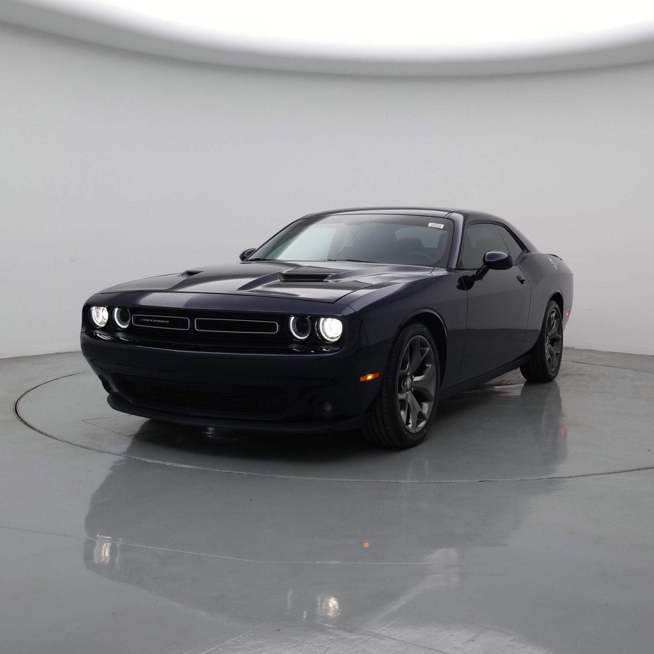 Thumbnail: 2015 Dodge Challenger - 4