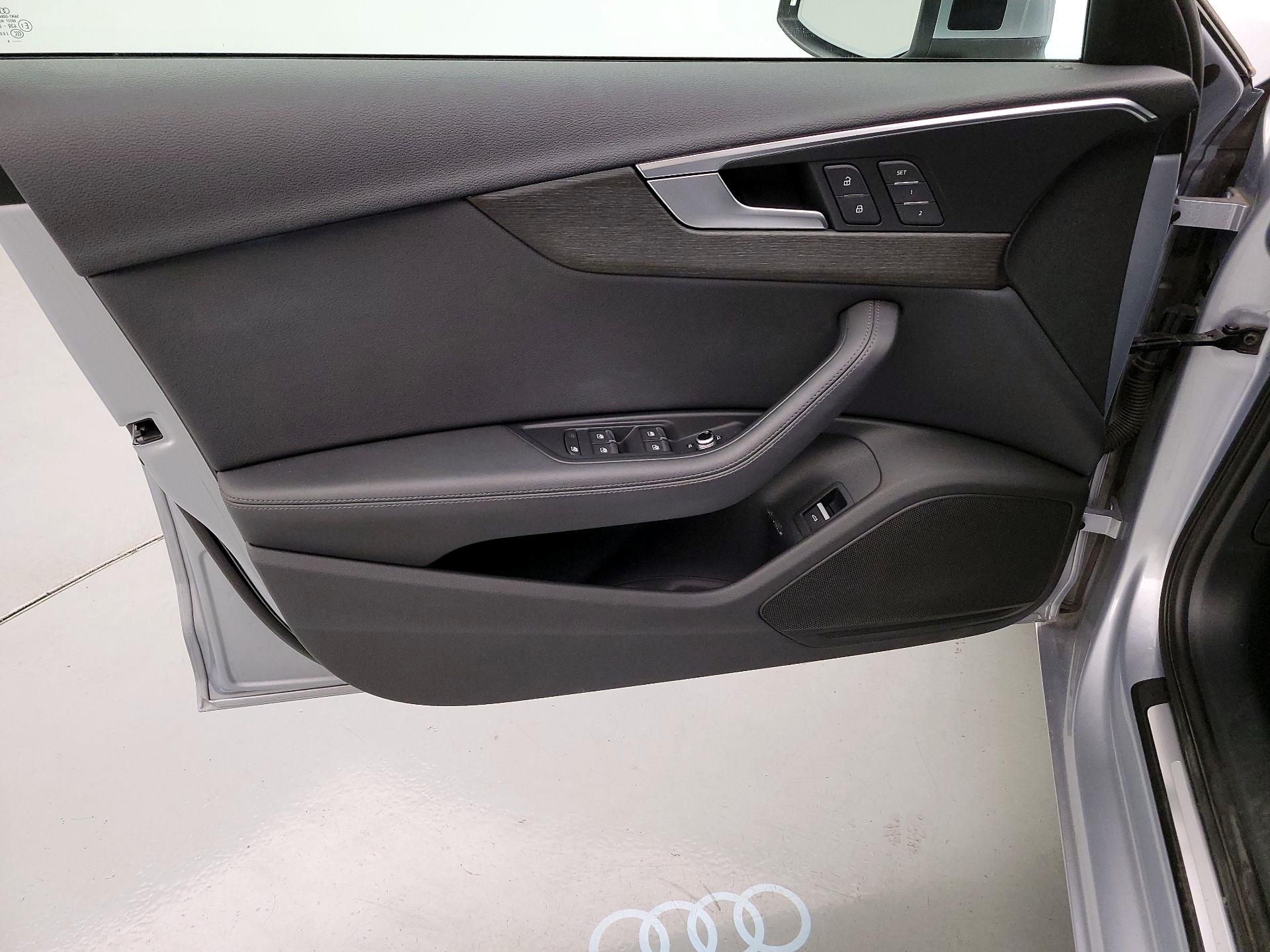 Thumbnail: 2019 Audi A4 - 12