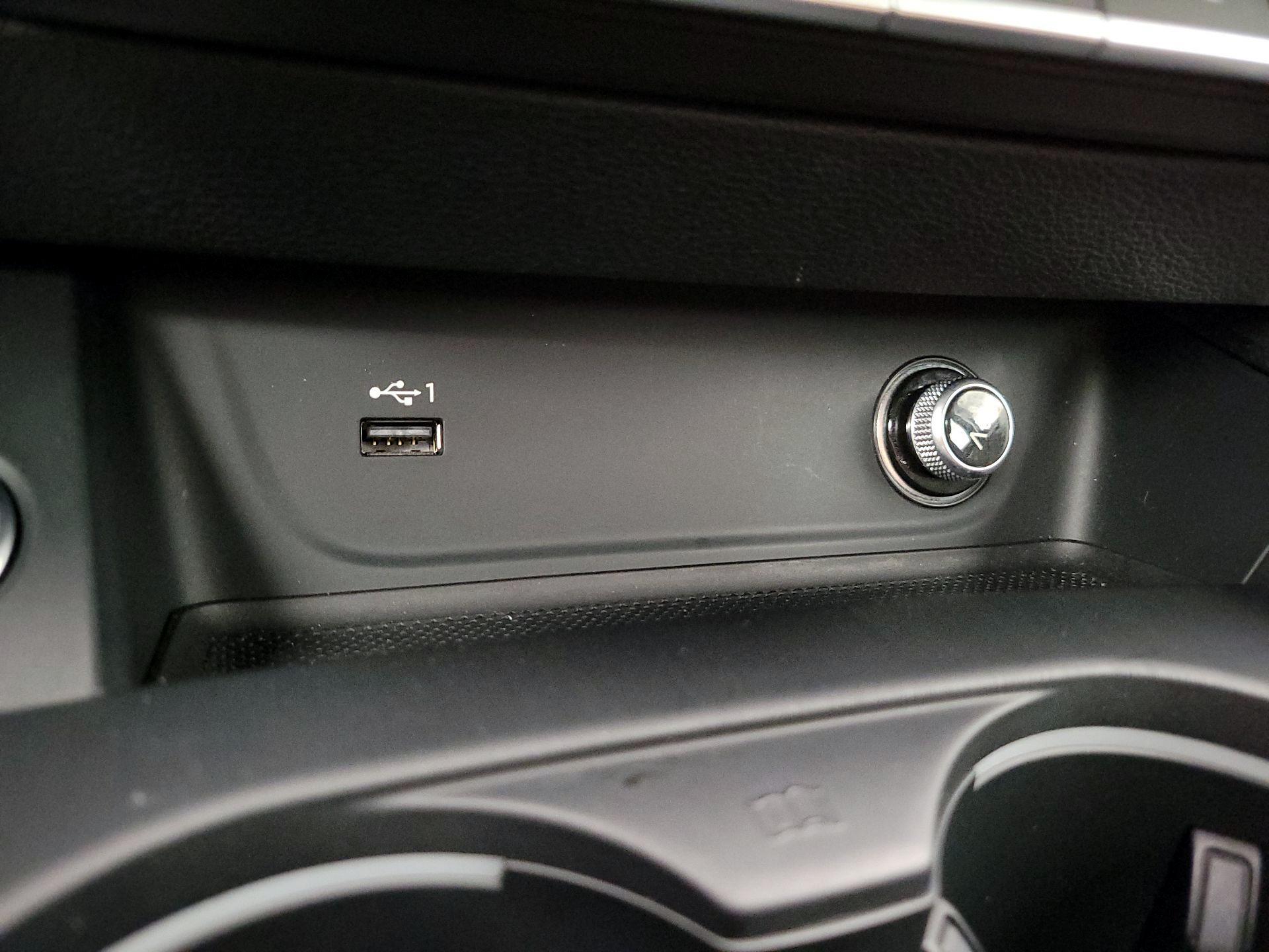 Thumbnail: 2019 Audi A4 - 19