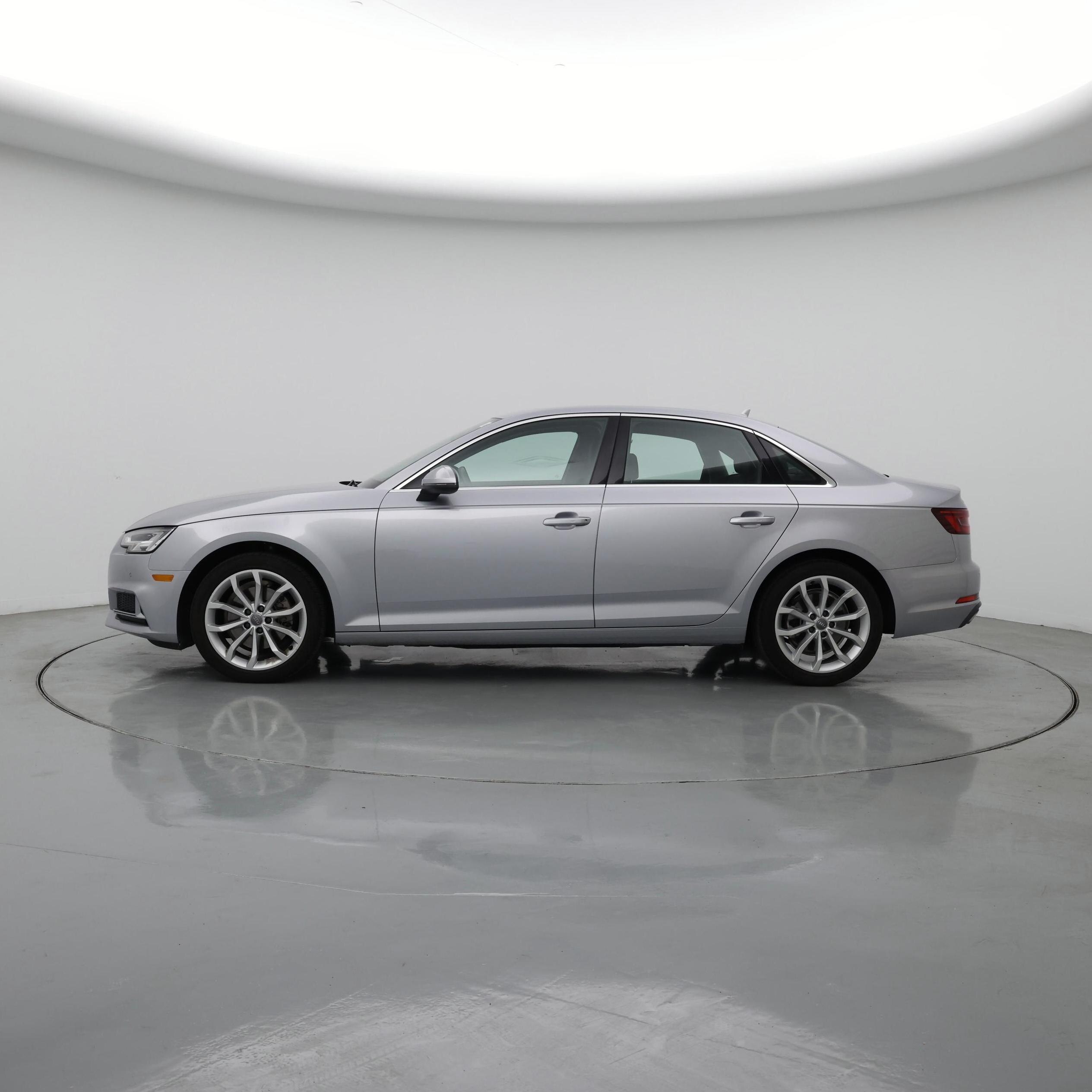 Thumbnail: 2019 Audi A4 - 3