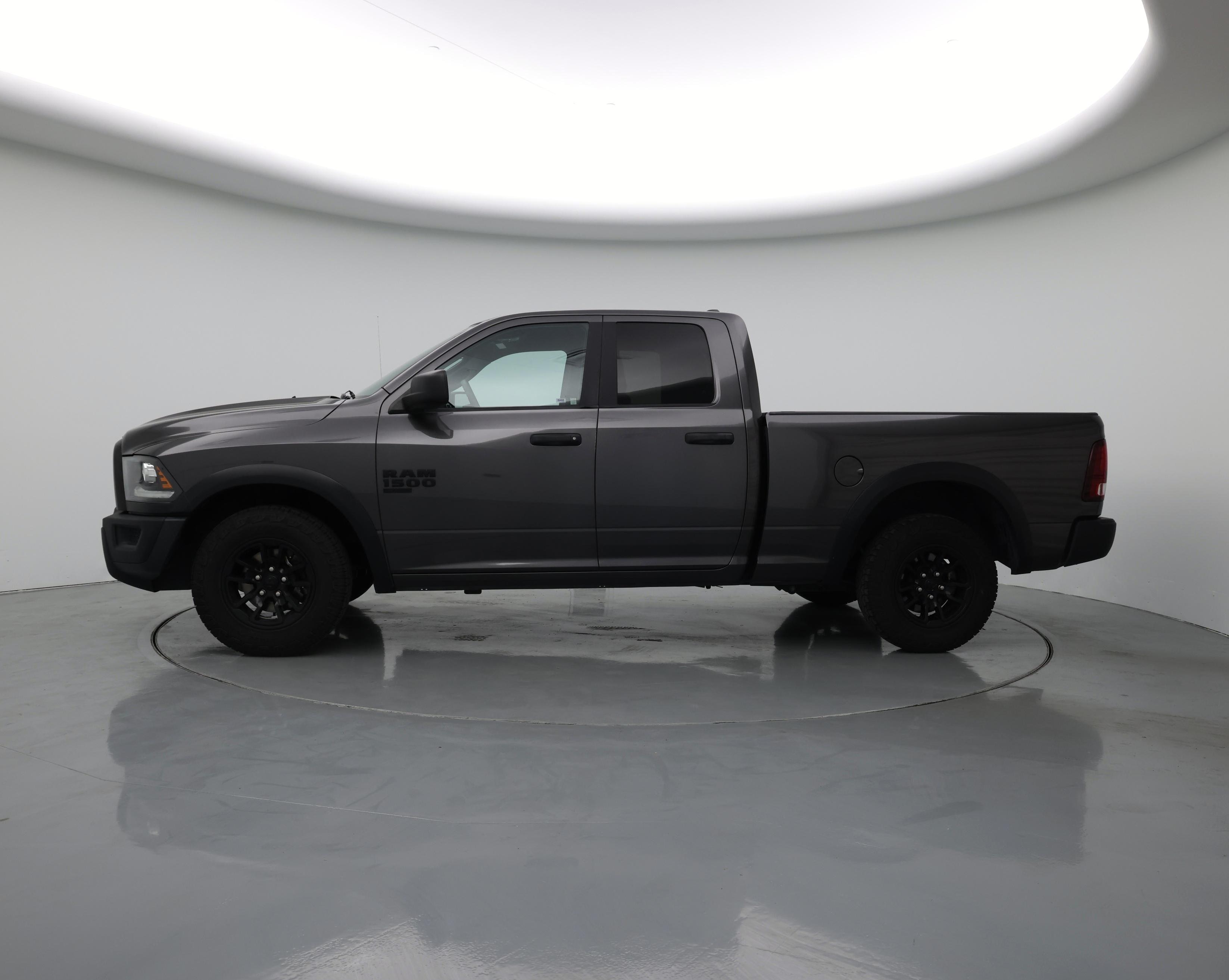 Thumbnail: 2021 RAM 1500 Classic - 3